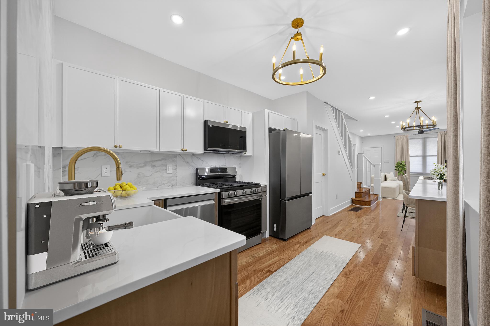 PORT RICHMOND - Residential