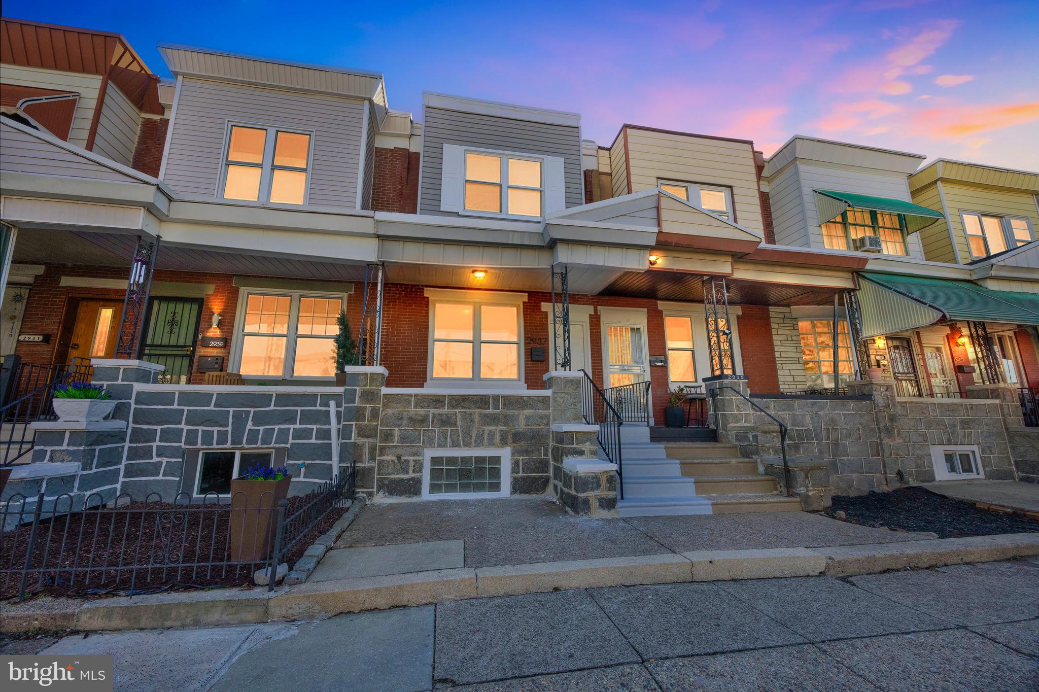 PORT RICHMOND - Residential