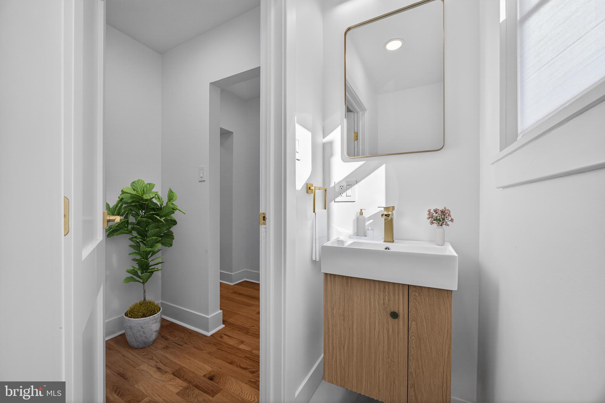 PORT RICHMOND - Residential
