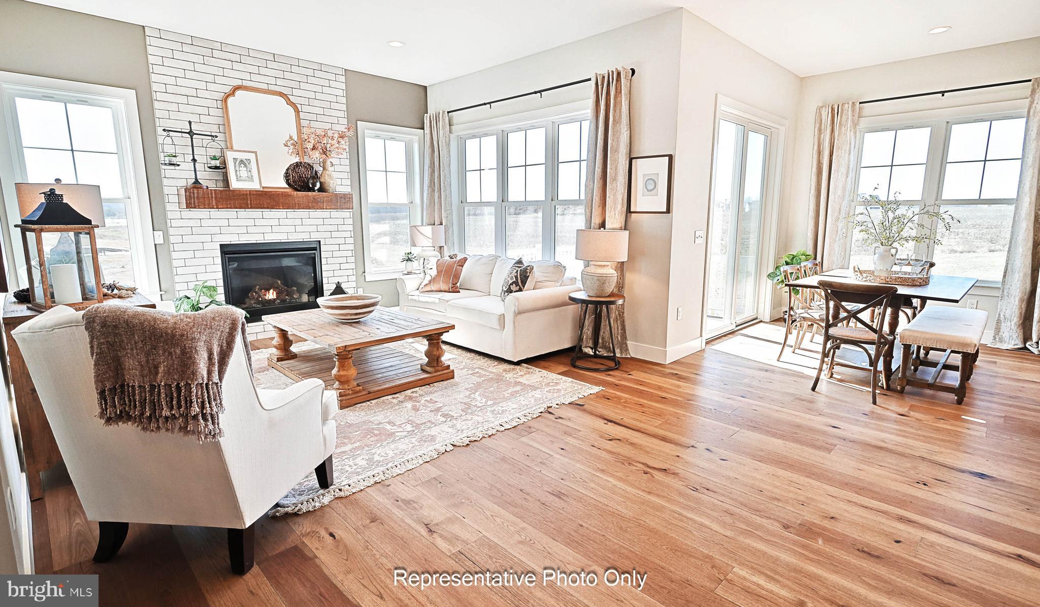 WINDING CREEK - Residential