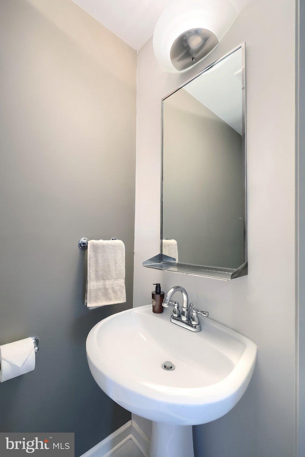HUNT CLUB CONDOS - Residential