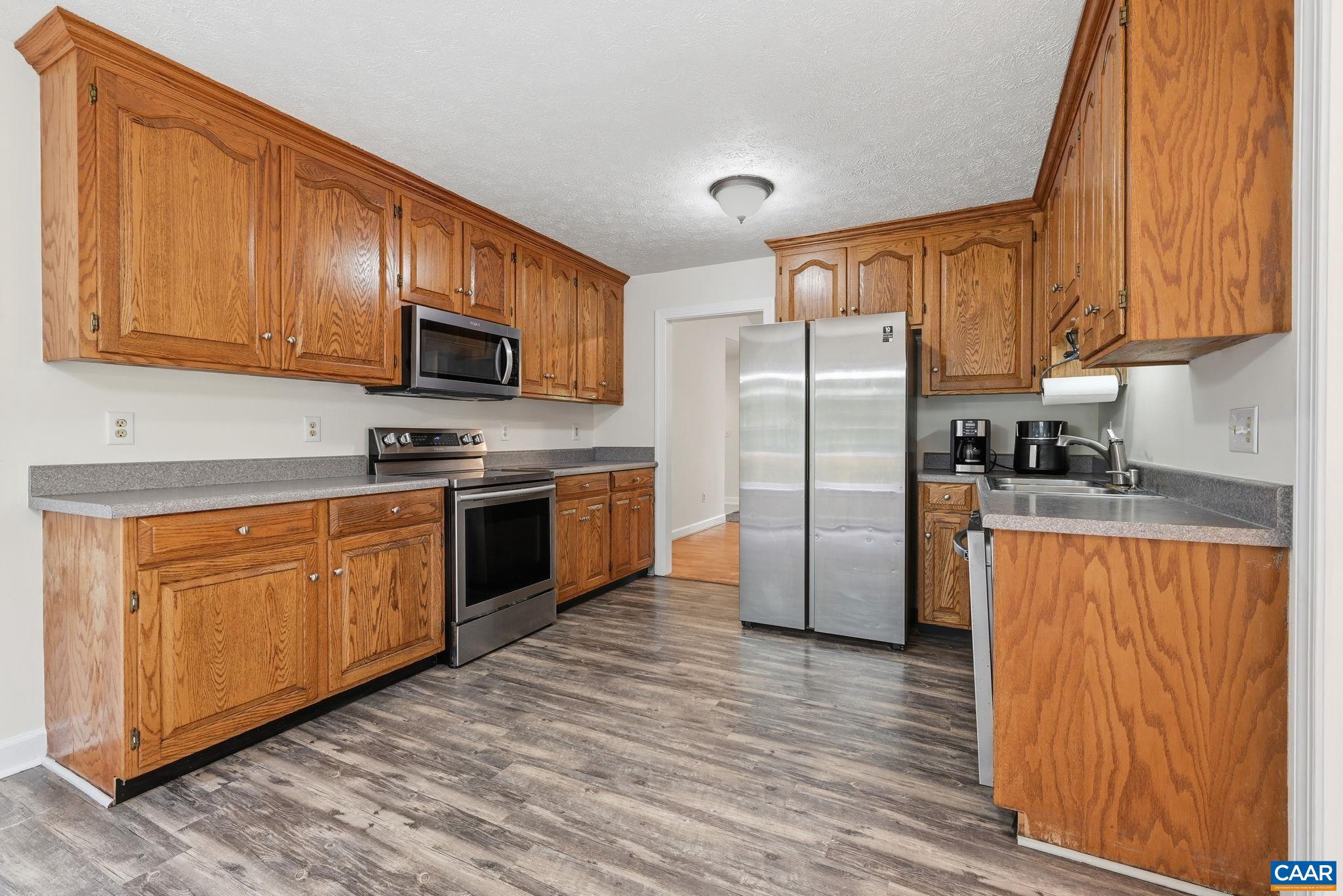 POPLAR LAKE ESTATES - Residential