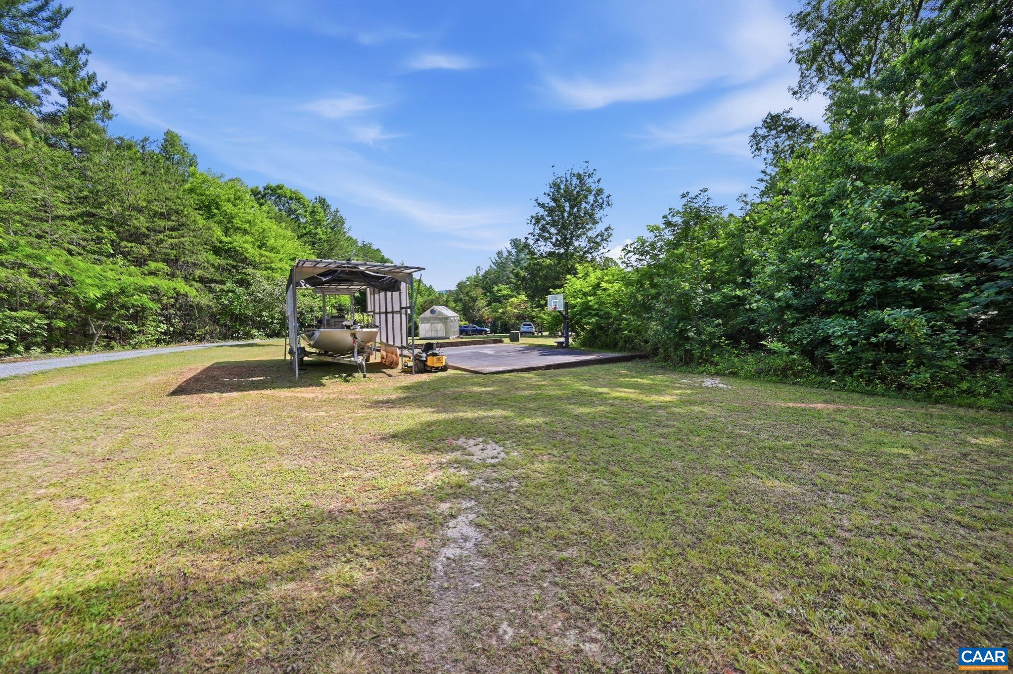 POPLAR LAKE ESTATES - Residential