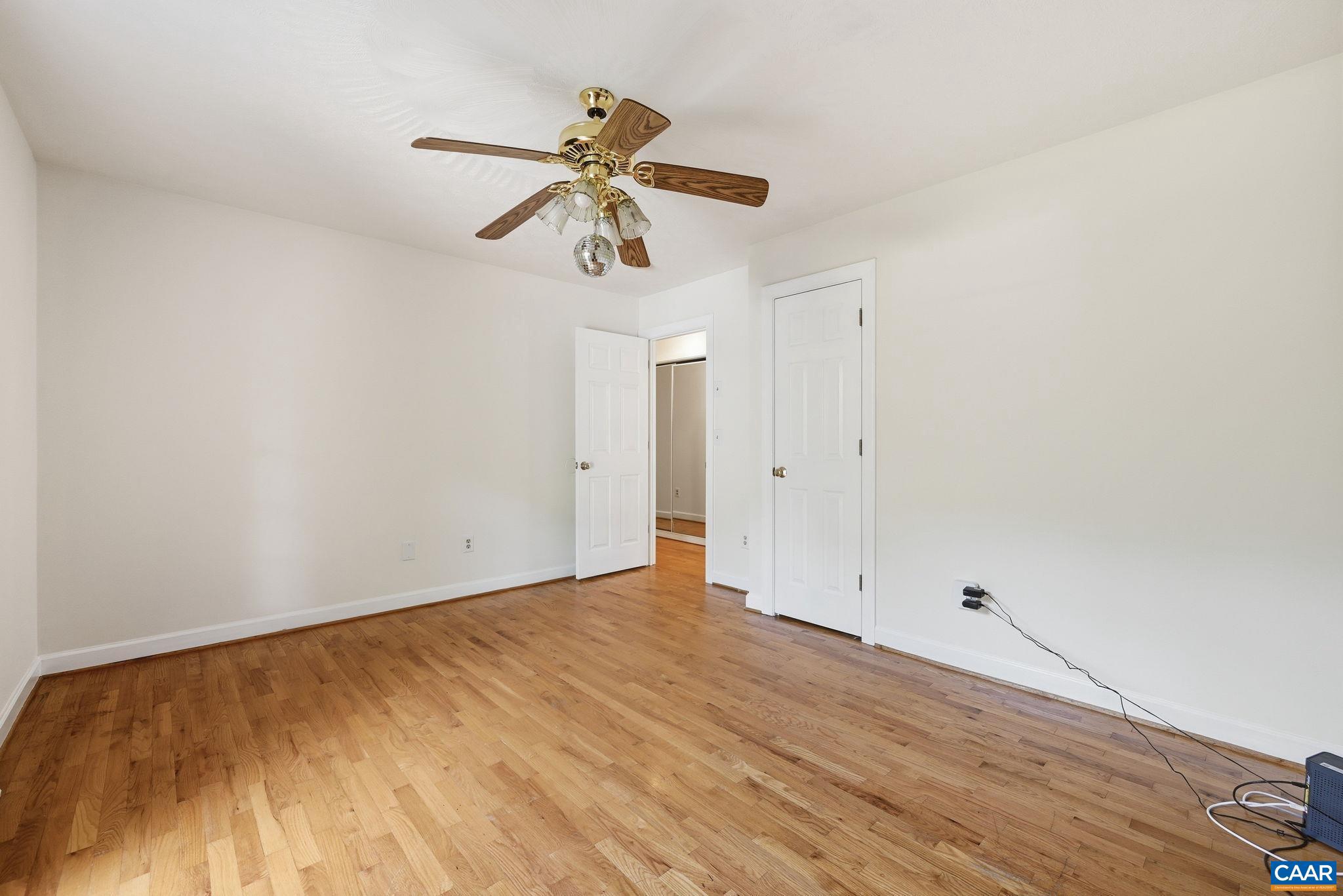POPLAR LAKE ESTATES - Residential