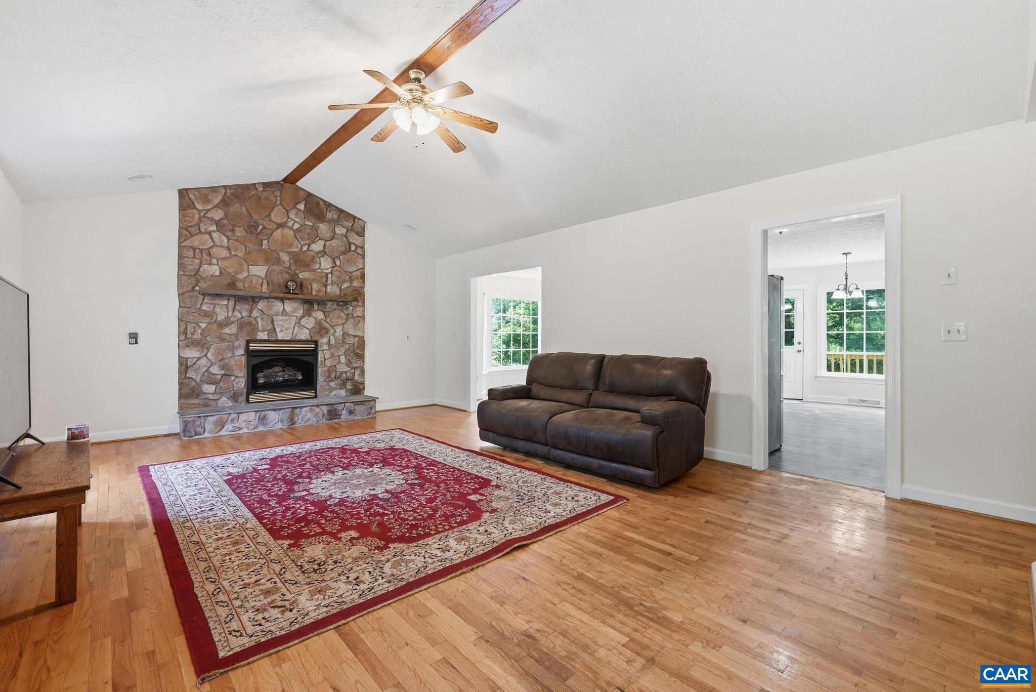 POPLAR LAKE ESTATES - Residential