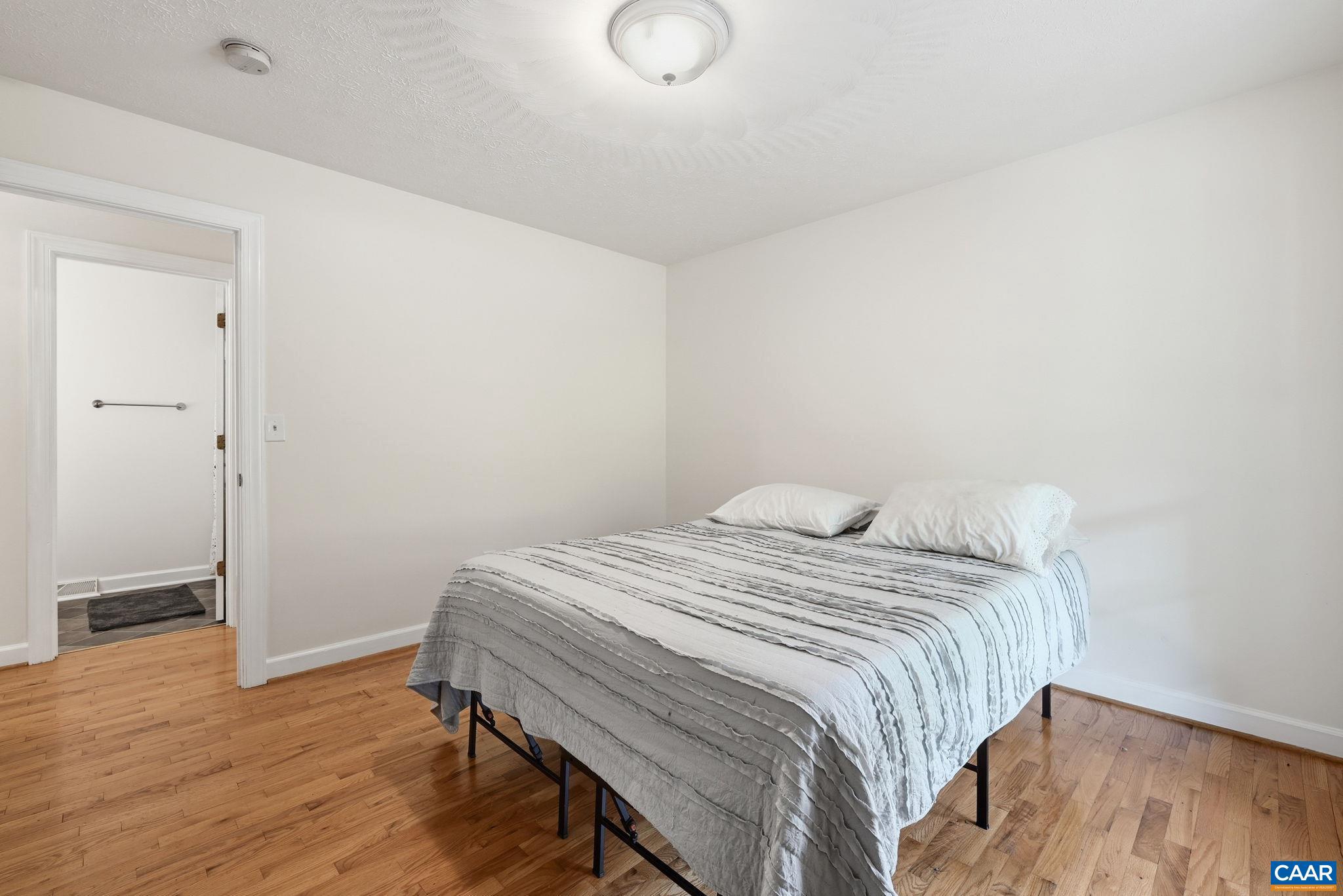 POPLAR LAKE ESTATES - Residential
