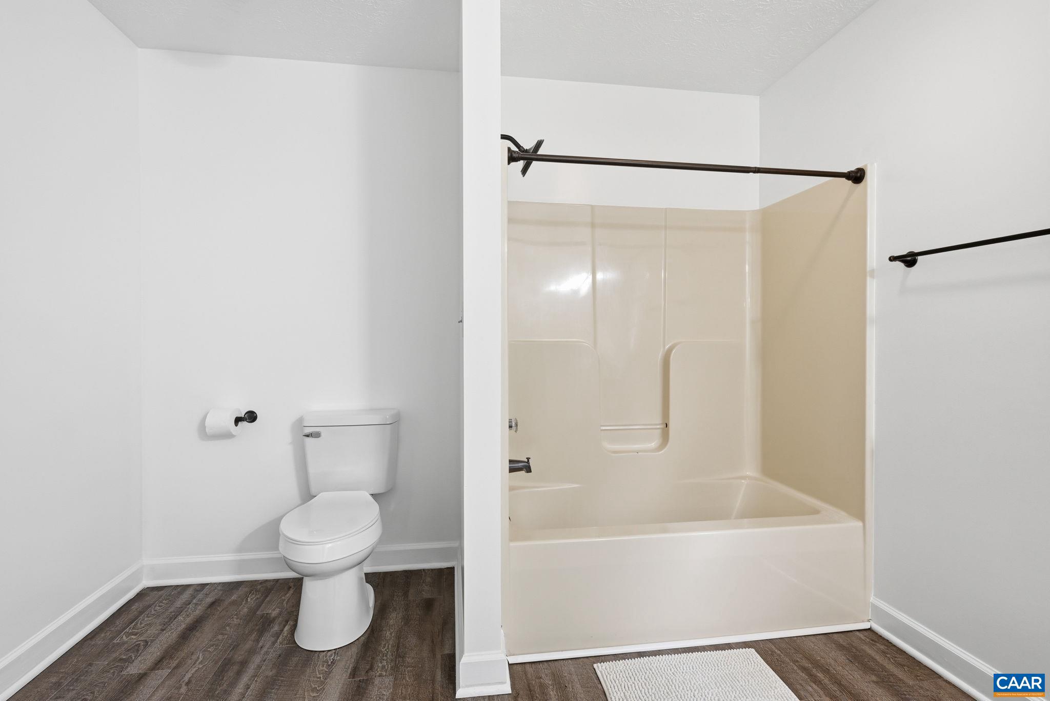 POPLAR LAKE ESTATES - Residential