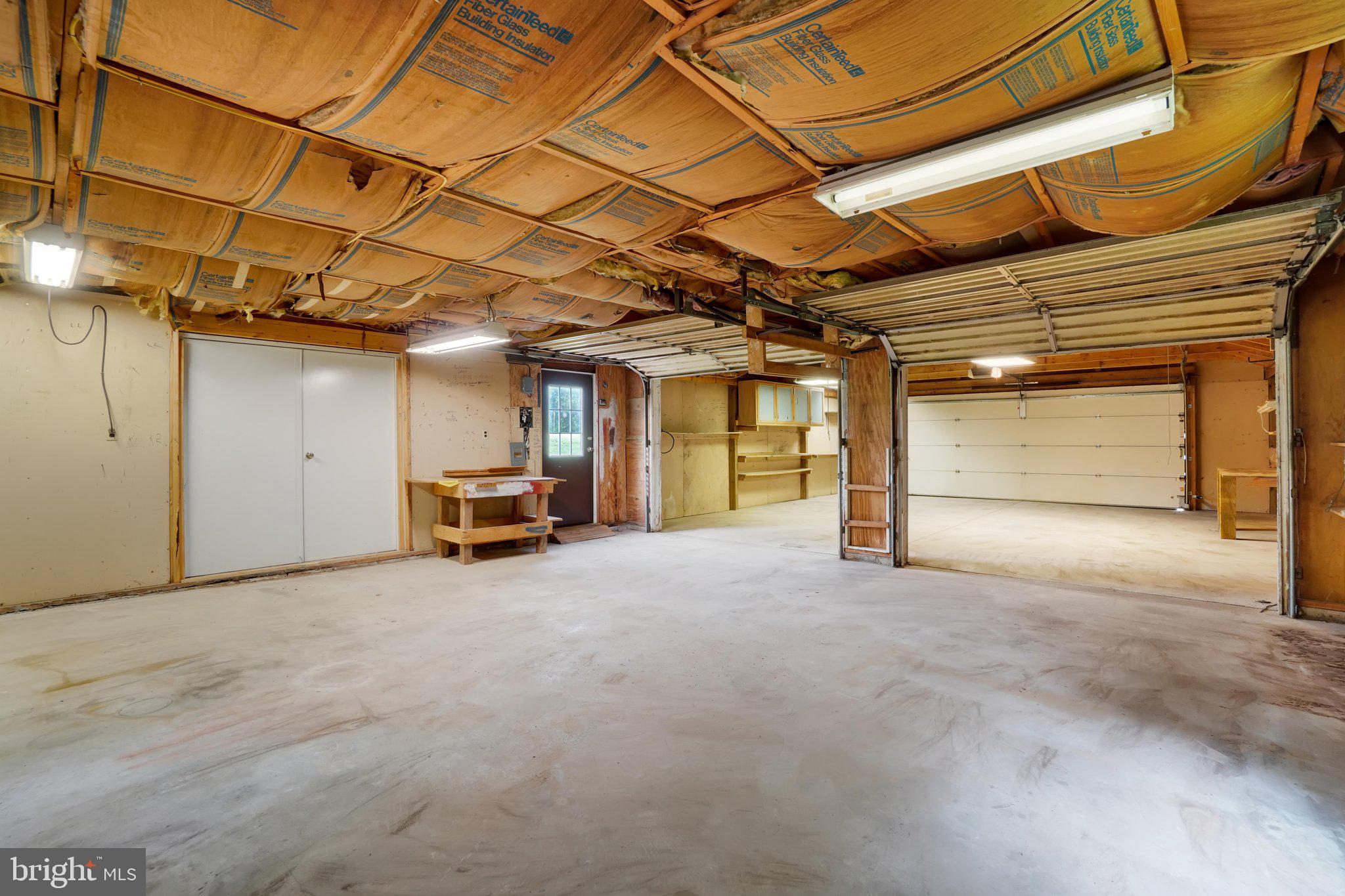 700 ROAD - Residential