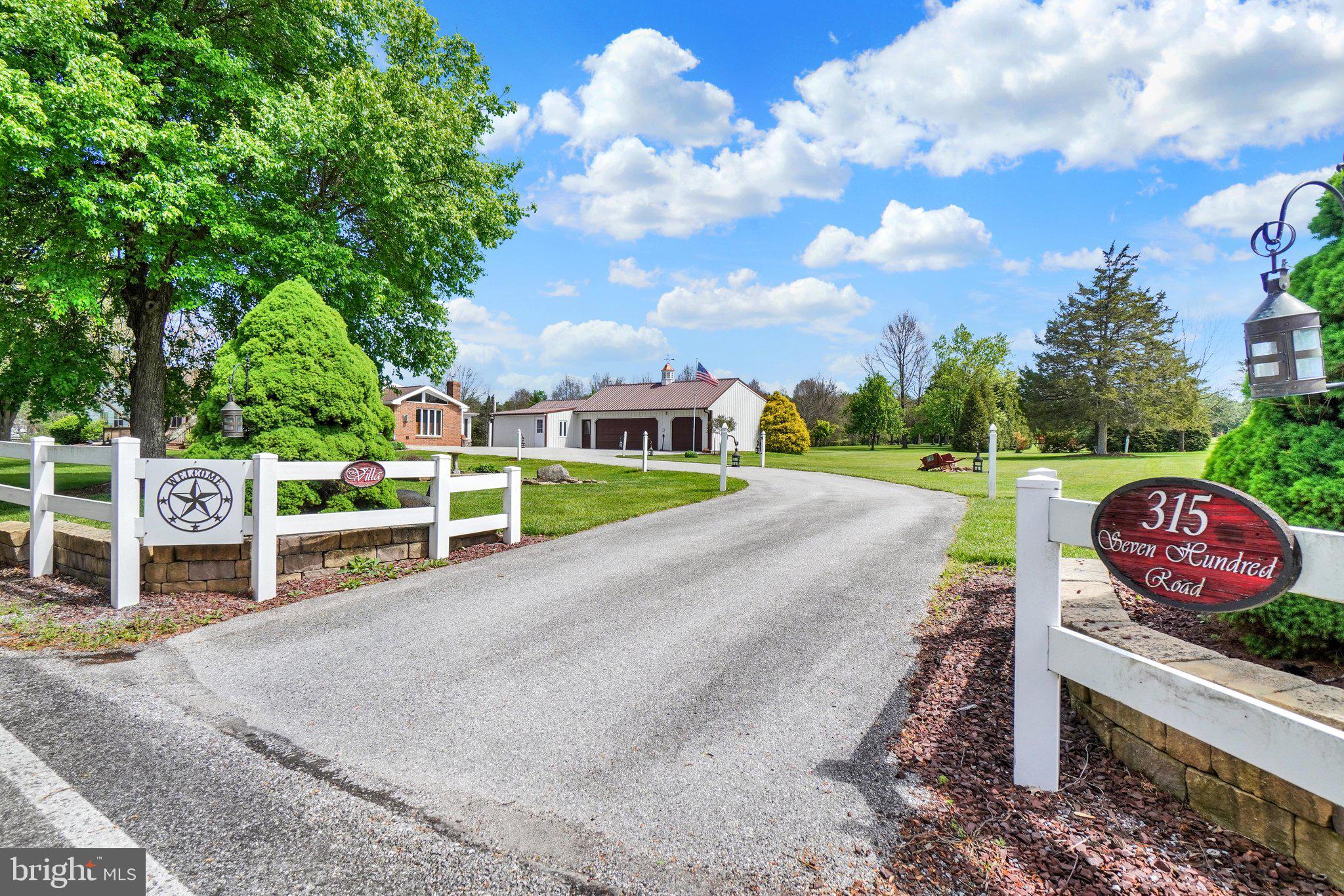 700 ROAD - Residential