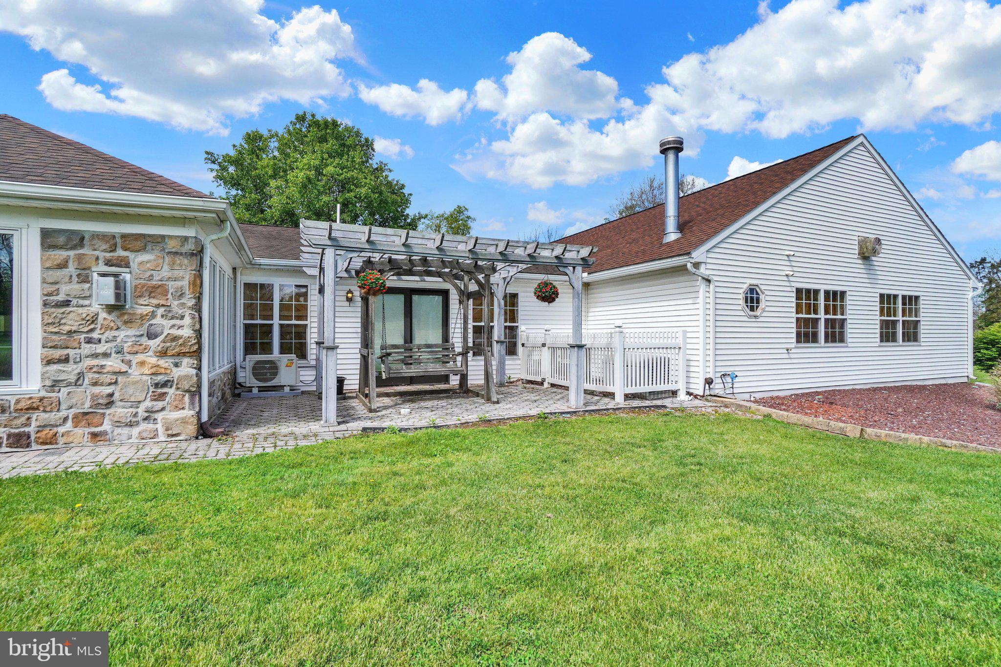 700 ROAD - Residential