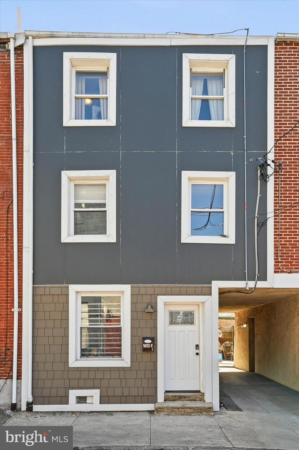 OLDE KENSINGTON - Residential Income