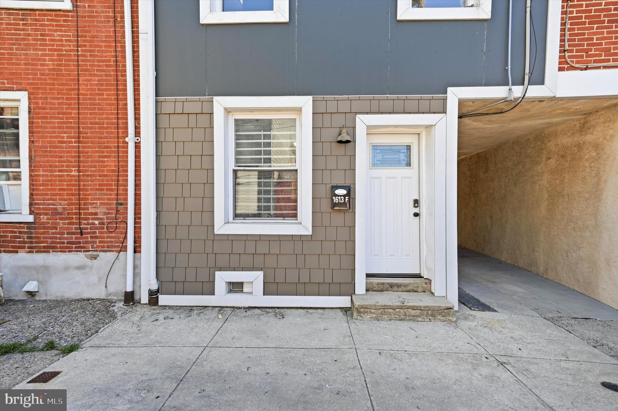 OLDE KENSINGTON - Residential Income
