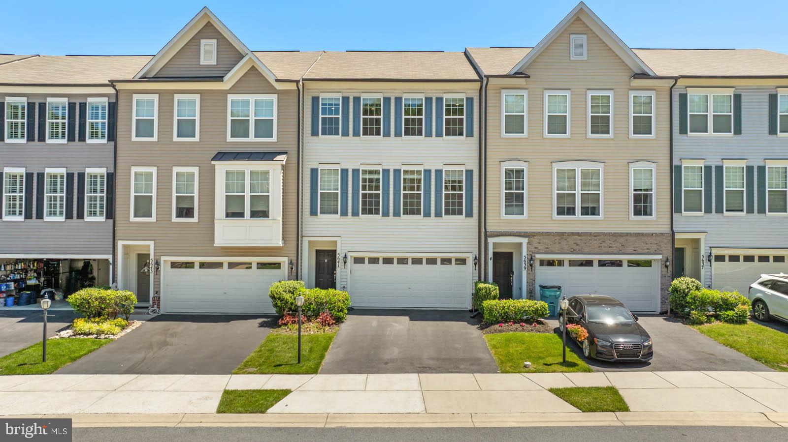 TALLYN RIDGE AT PINECLIFF PARK - Residential