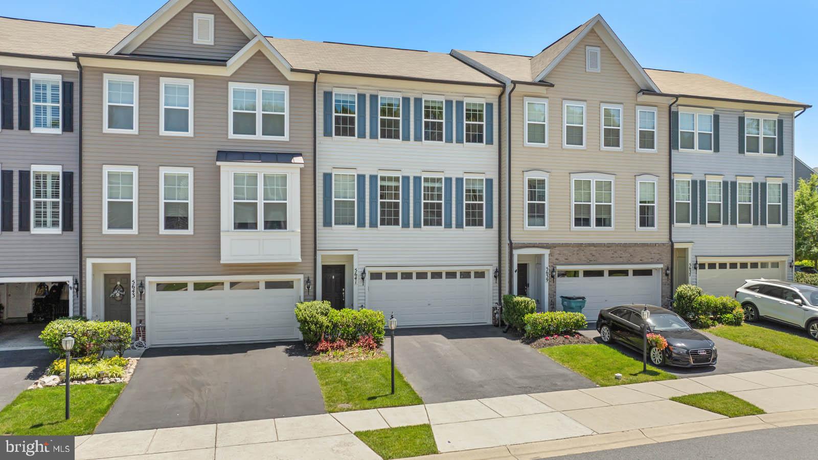 TALLYN RIDGE AT PINECLIFF PARK - Residential