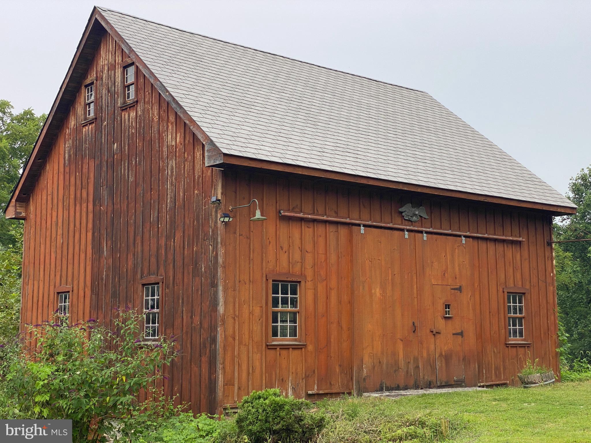 SADDLE RIDGE - Residential