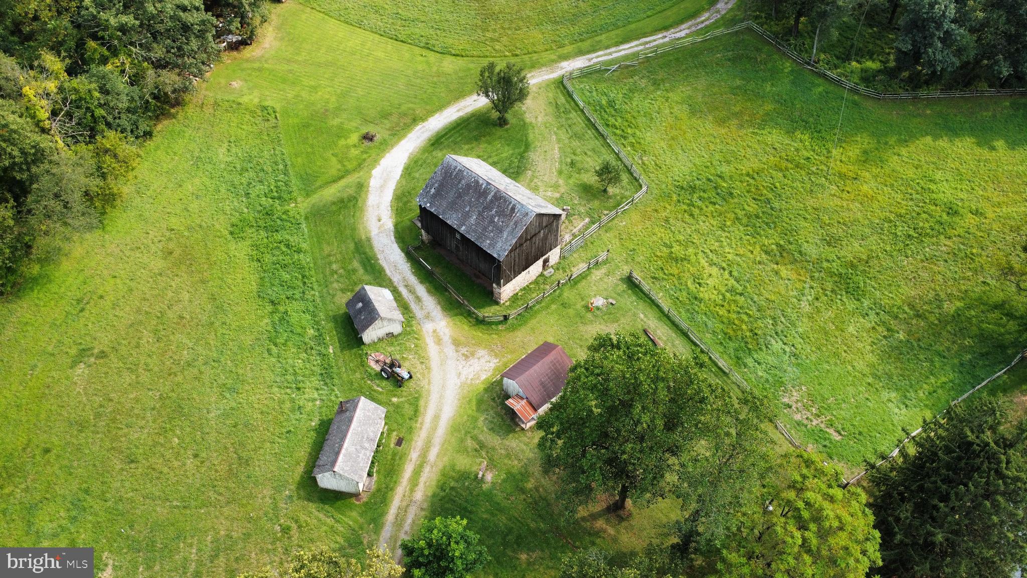 SADDLE RIDGE - Residential