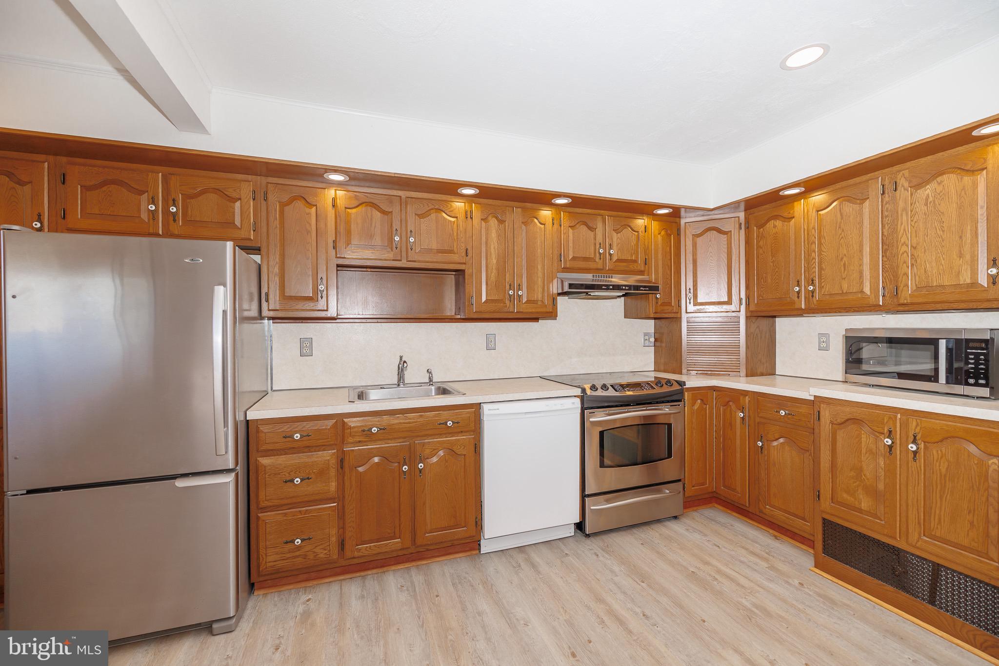 GREENBROOK - Residential