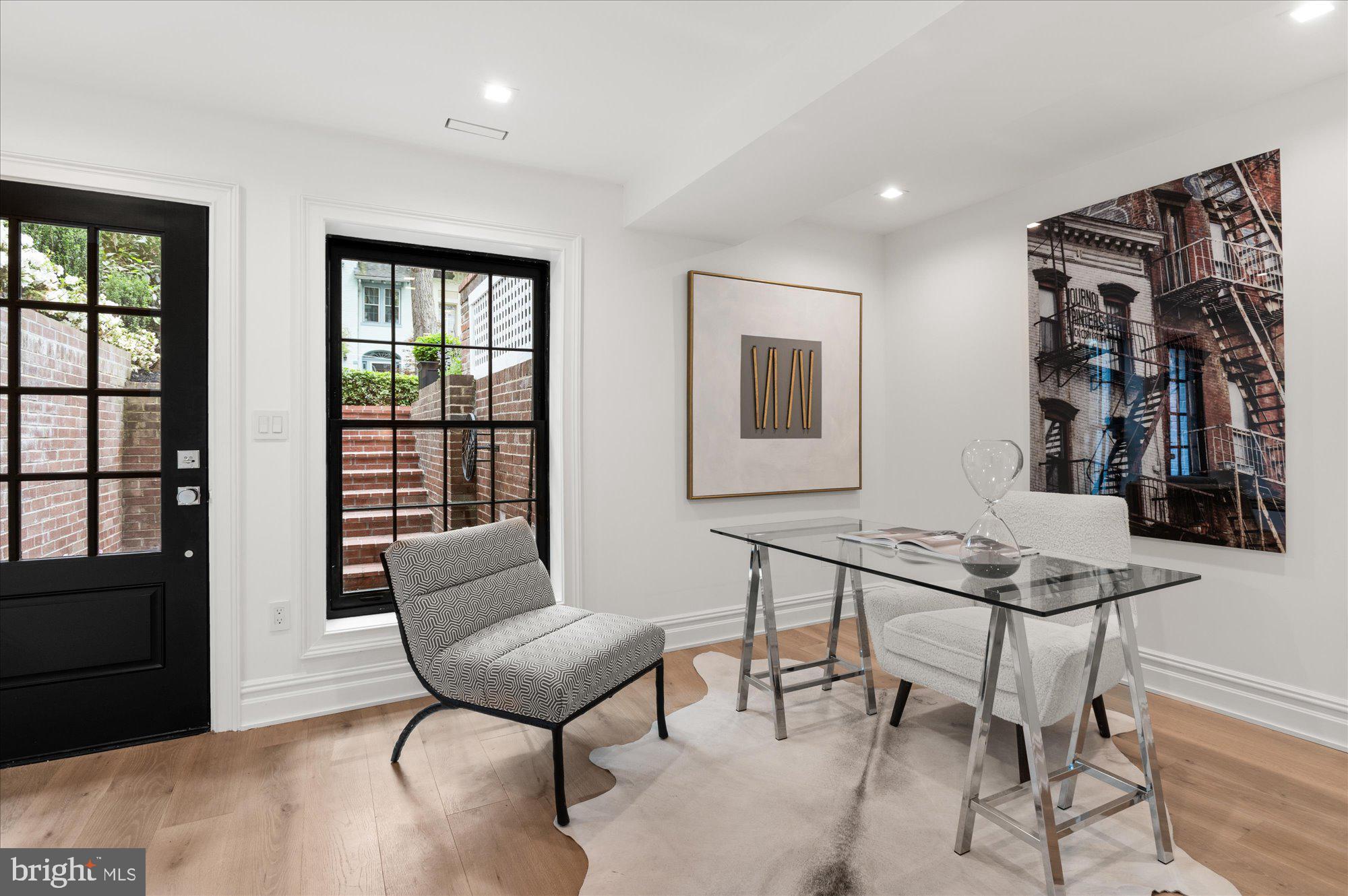 KALORAMA TRIANGLE - Residential