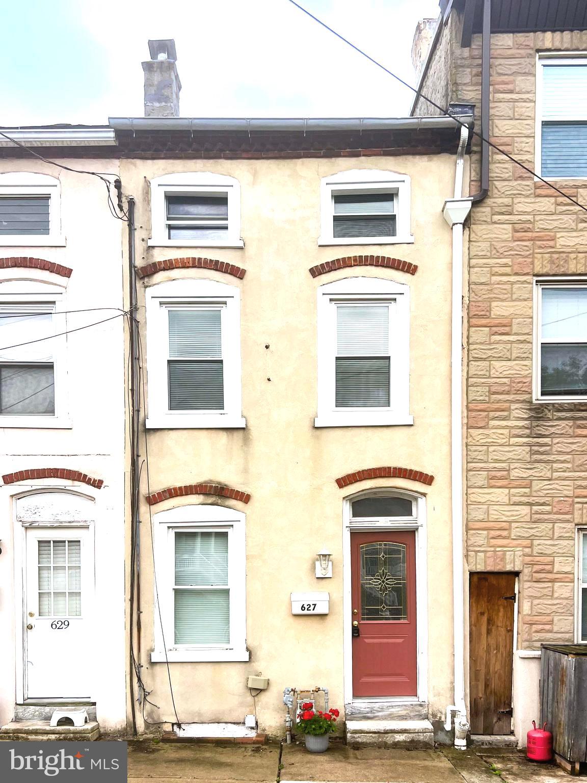 Welcome to 627 Spring Mill Avenue! This spacious 4-bedroom townhome offers the perfect blend of character, comfort, and convenience in the heart of Conshohocken. Step inside to a generously sized living room that flows into the dining room and open kitchen, featuring bar stool seating, a gas range, dishwasher, and plenty of space for everyday living and entertaining.  The second floor offers two bedrooms and a full tiled bathroom, while the third floor features two additional large bedrooms, providing flexible space for family, guests, a home office, or workout area. The unfinished basement includes a laundry area and storage space.  Outside, enjoy a great backyard complete with a patio—perfect for summer barbecues, gardening, or simply relaxing outdoors.  Ideally located within walking distance of the Spring Mill SEPTA Regional Rail Station, providing easy access to Center City Philadelphia, as well as Conshohocken's popular restaurants, nightlife, shops, and parks. The home also offers quick access to I-76, I-476, the Pennsylvania Turnpike, and other major commuting routes. Spring Mill Station is on SEPTA's Manayunk/Norristown Line and serves as a convenient commuter rail stop for the area.  A fantastic opportunity to enjoy all that Conshohocken has to offer!