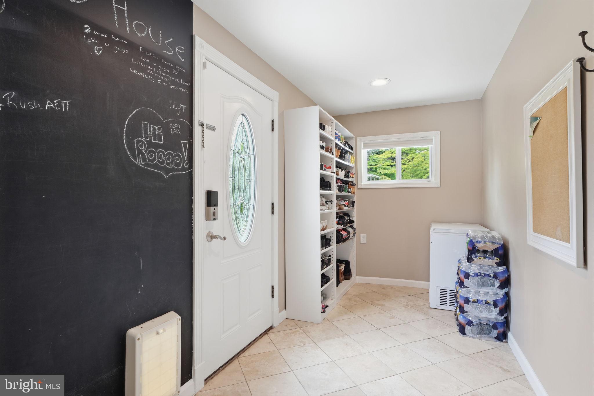 HUNTINGDON VALLEY - Residential
