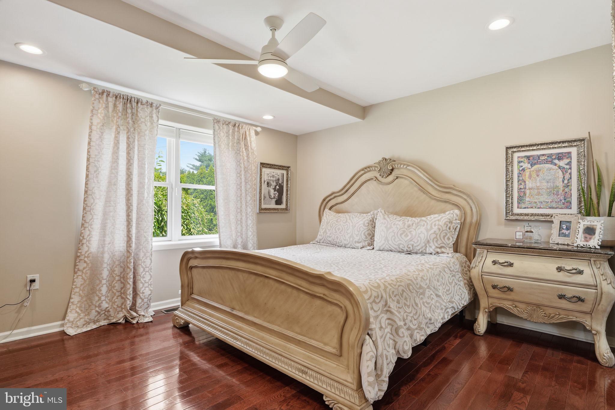 HUNTINGDON VALLEY - Residential