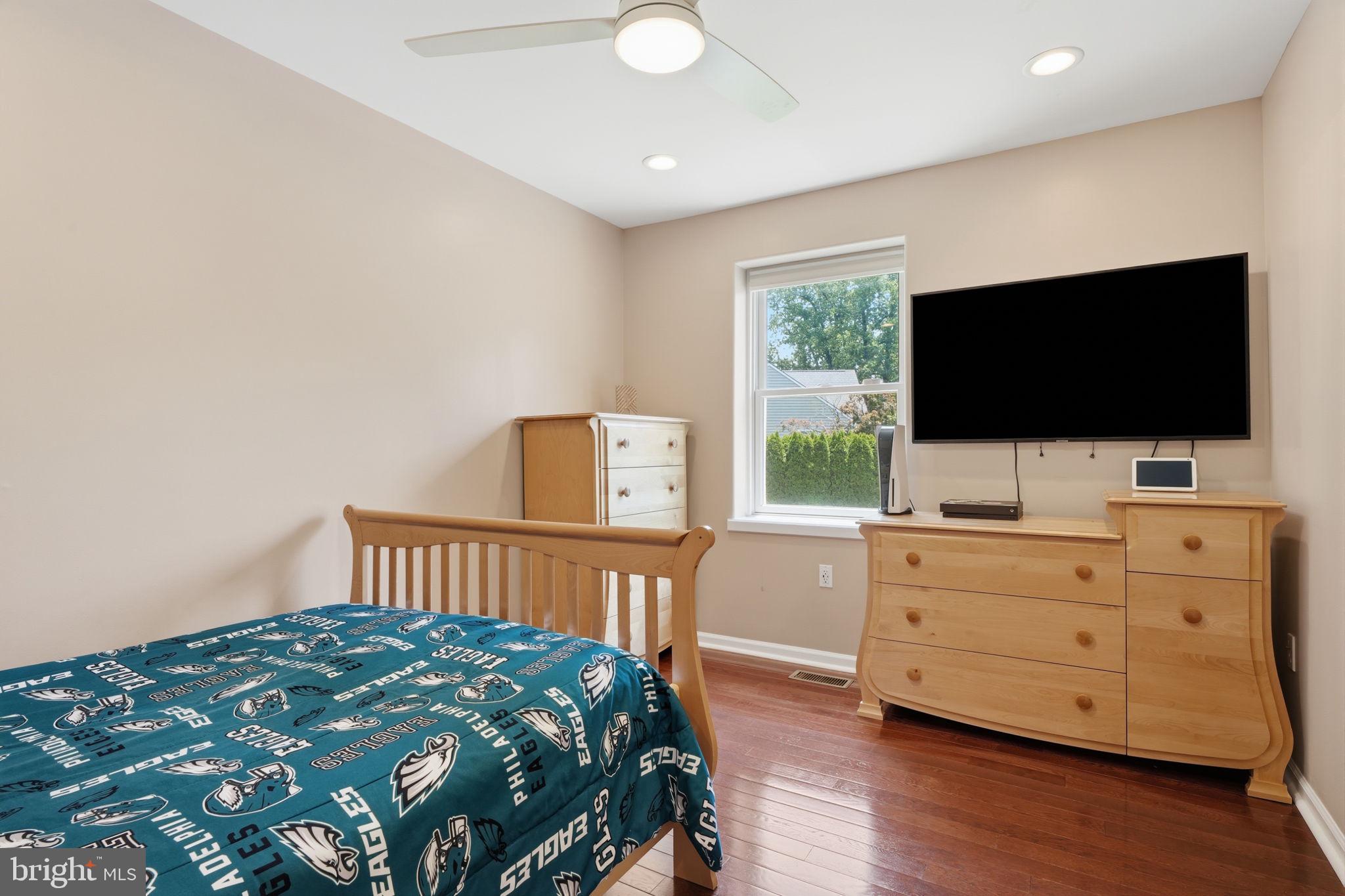 HUNTINGDON VALLEY - Residential