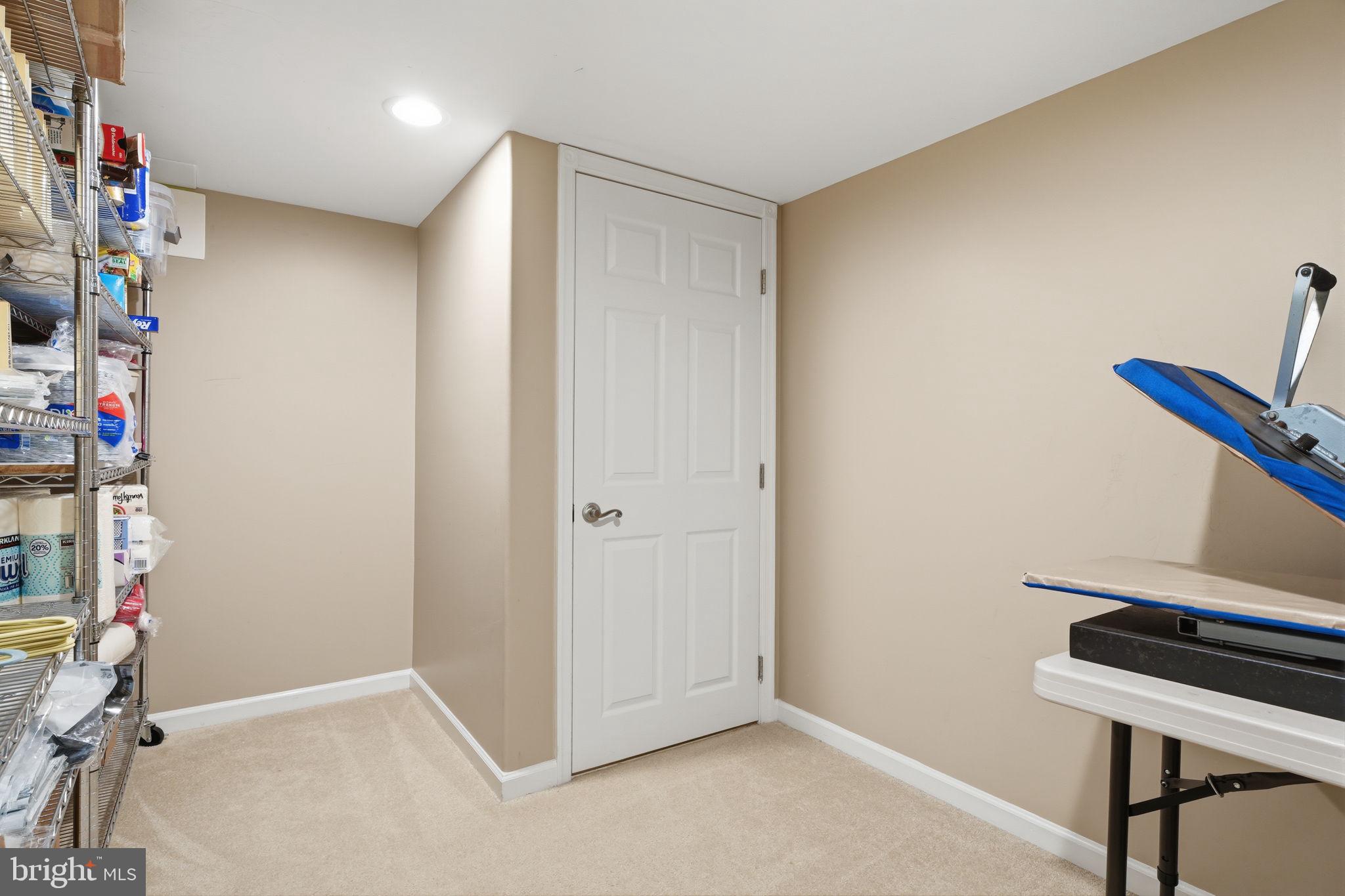 HUNTINGDON VALLEY - Residential