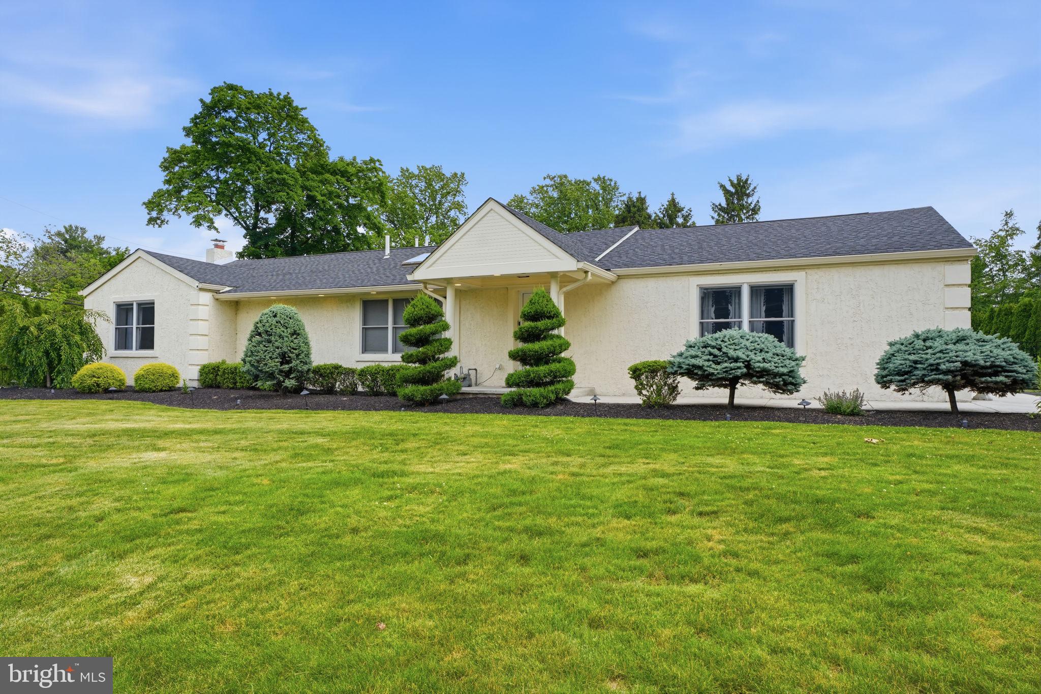HUNTINGDON VALLEY - Residential