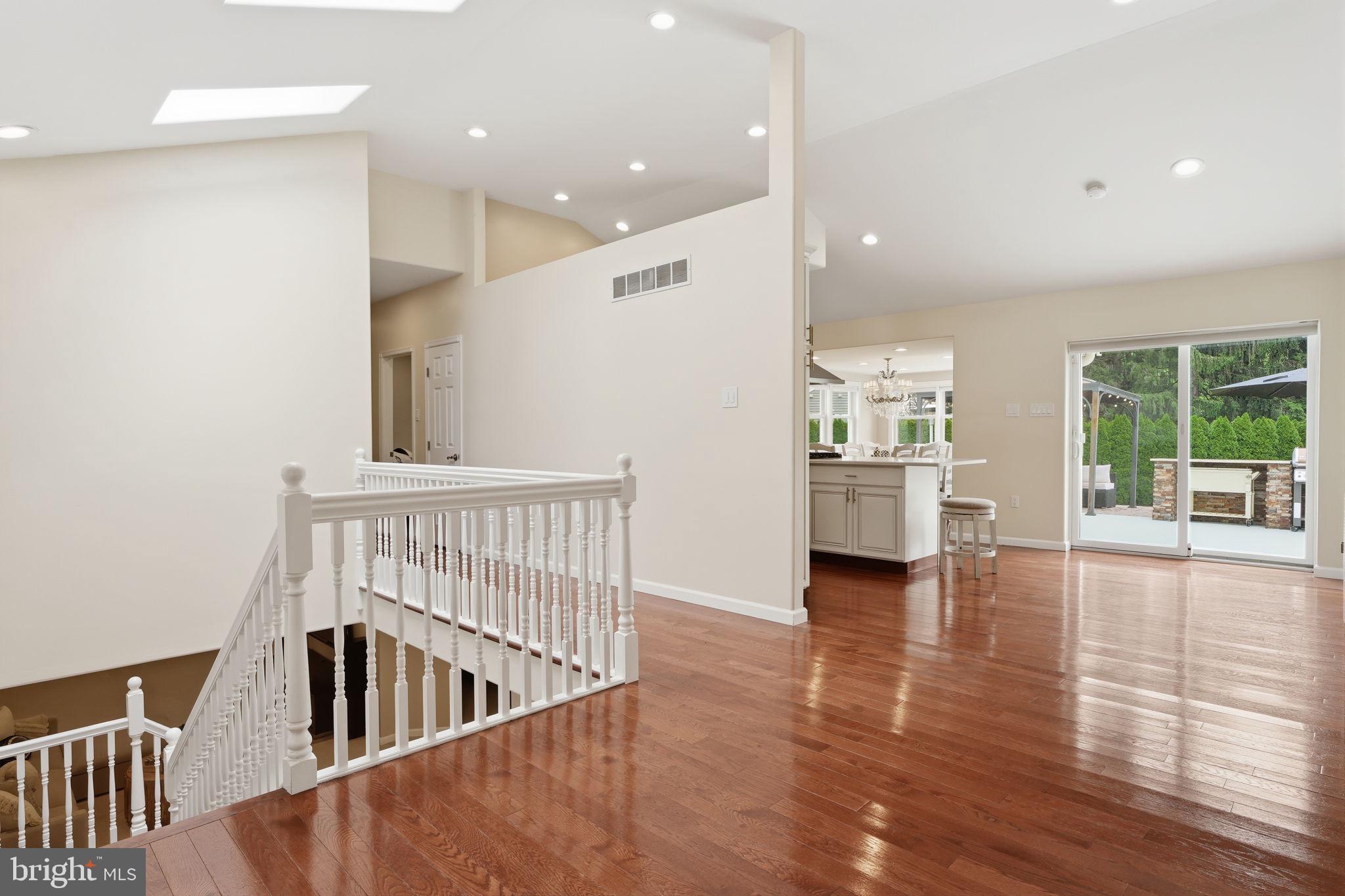 HUNTINGDON VALLEY - Residential