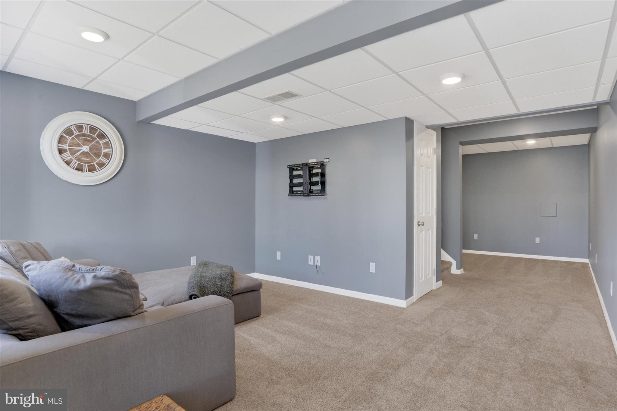 QUAIL HOLLOW - Residential