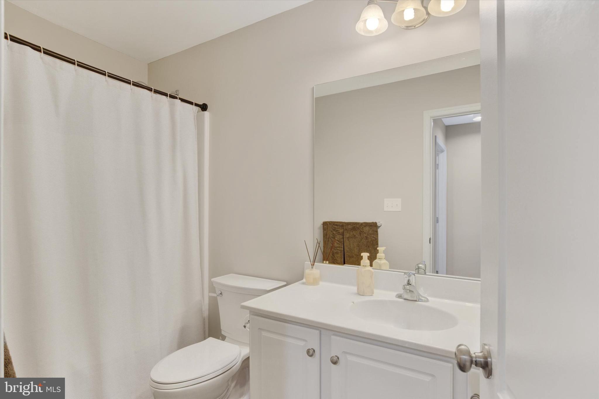 QUAIL HOLLOW - Residential