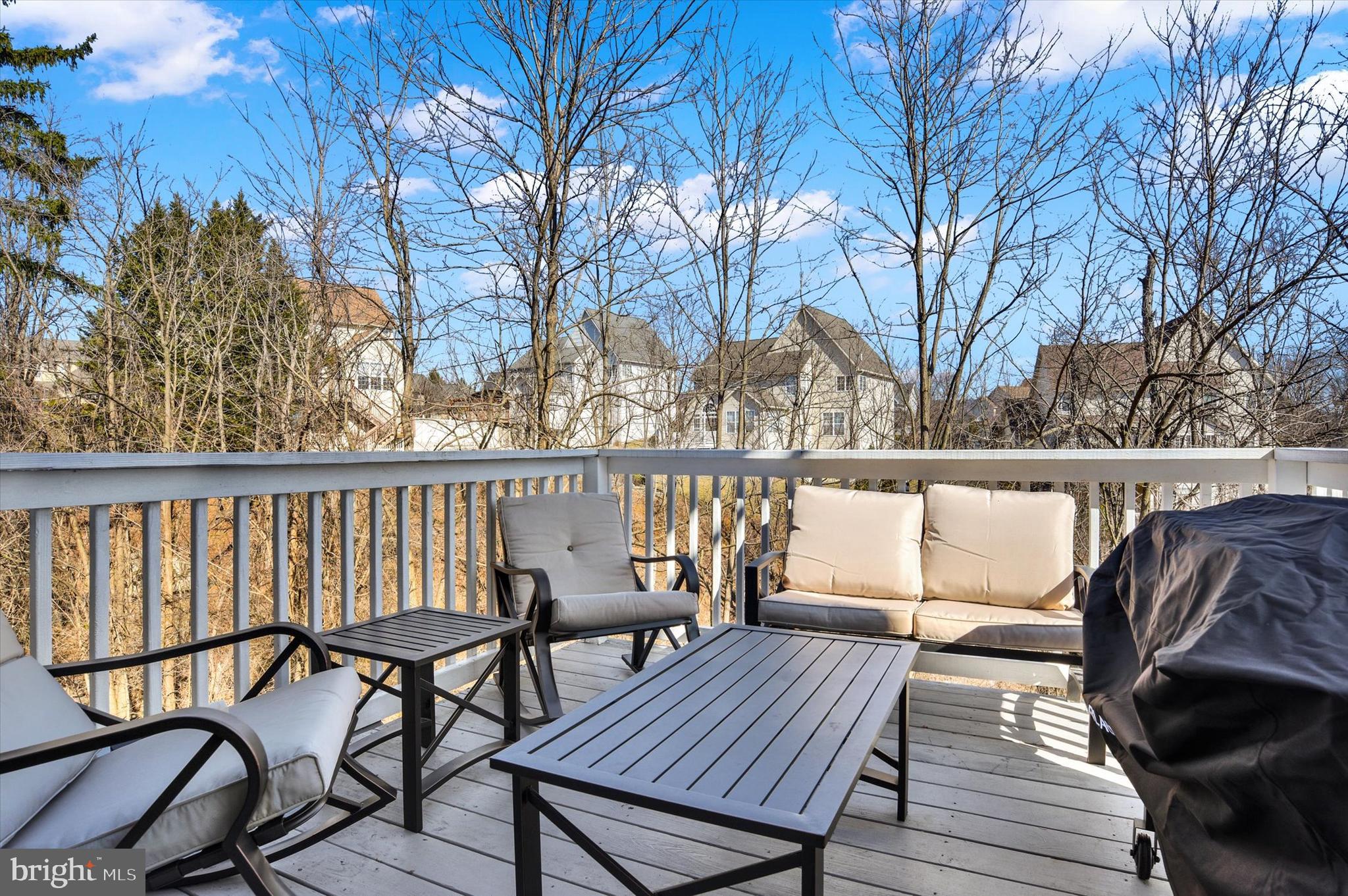 QUAIL HOLLOW - Residential