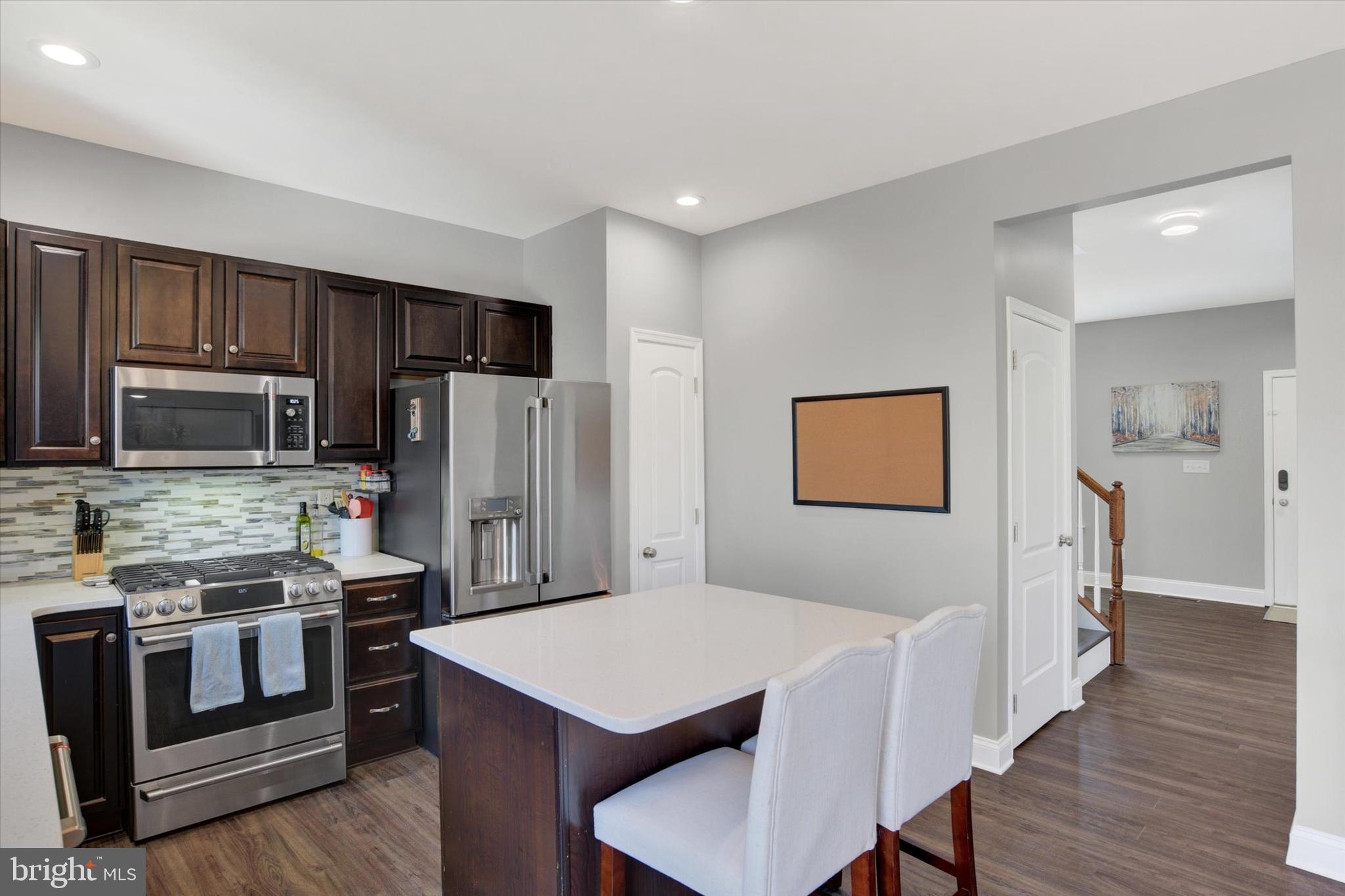 QUAIL HOLLOW - Residential