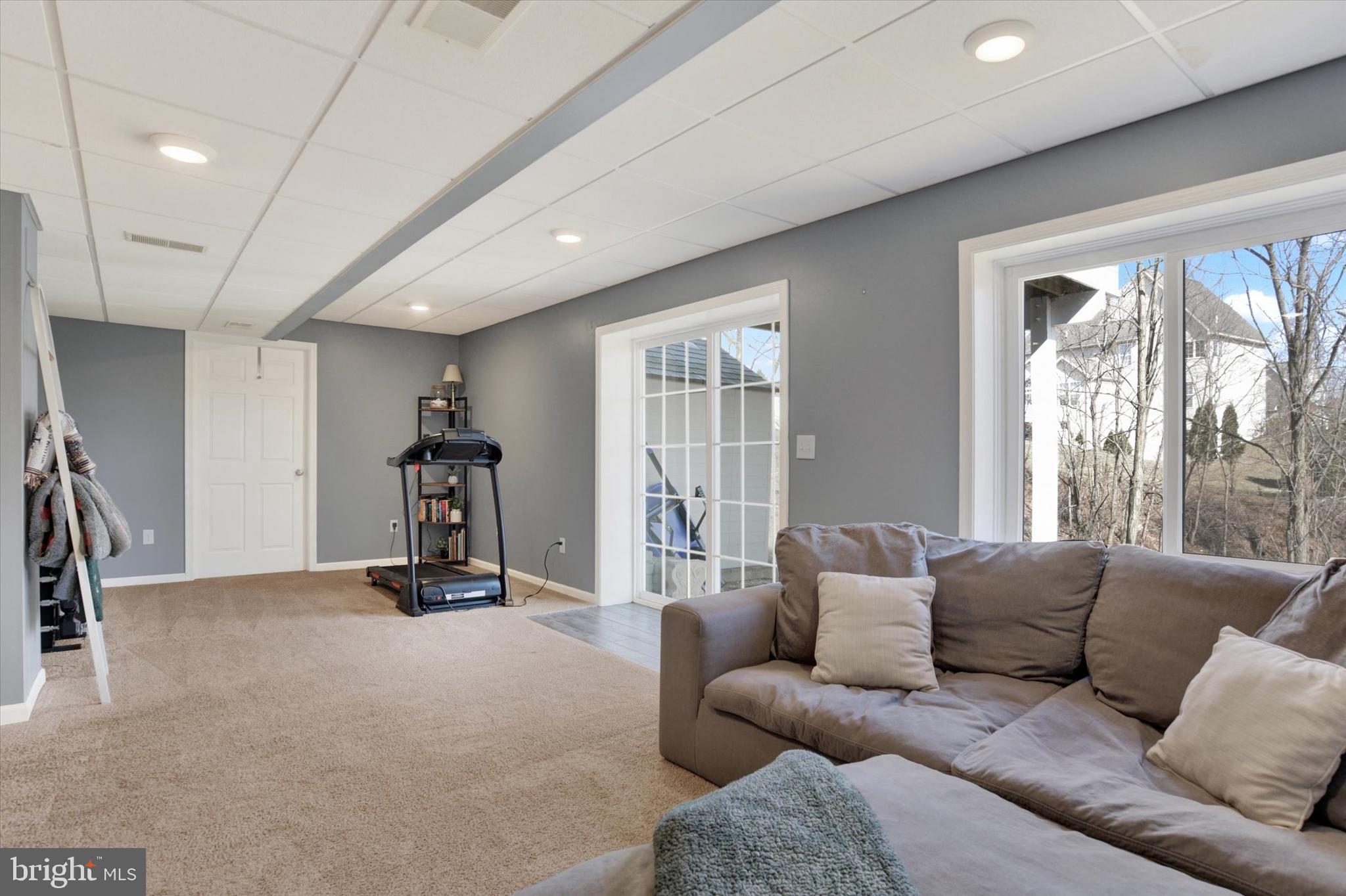 QUAIL HOLLOW - Residential