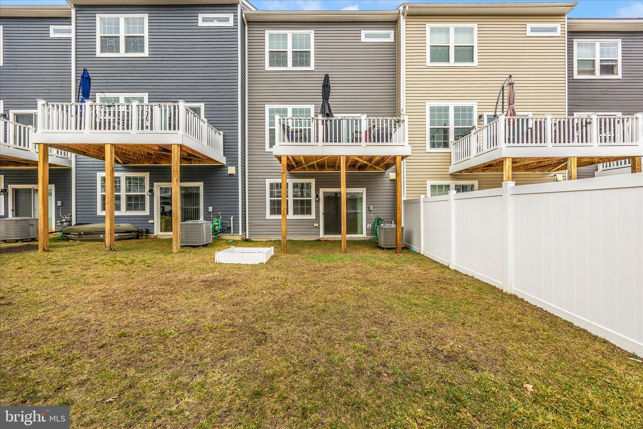 WESTVIEW SOUTH - Residential