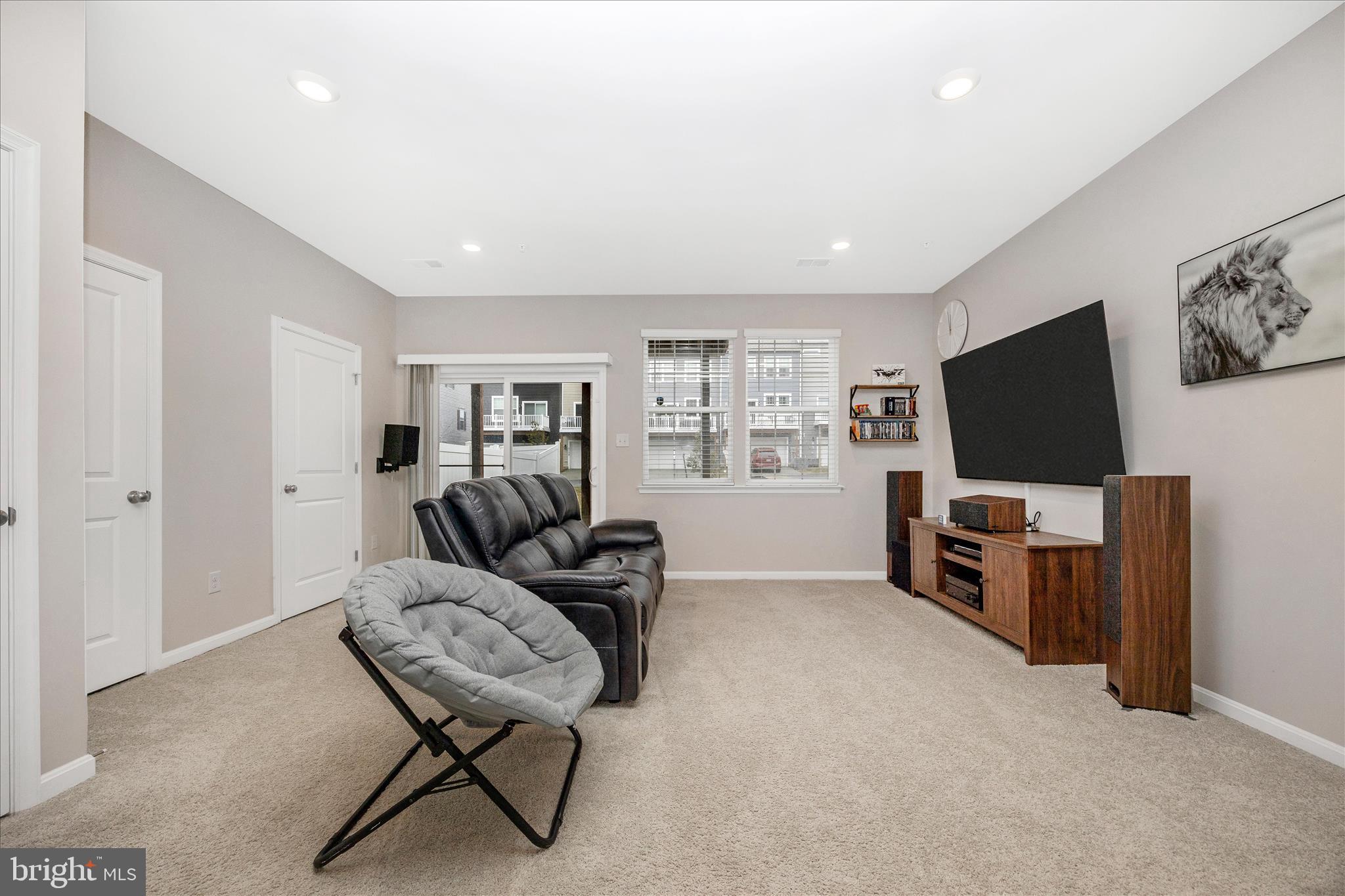 WESTVIEW SOUTH - Residential