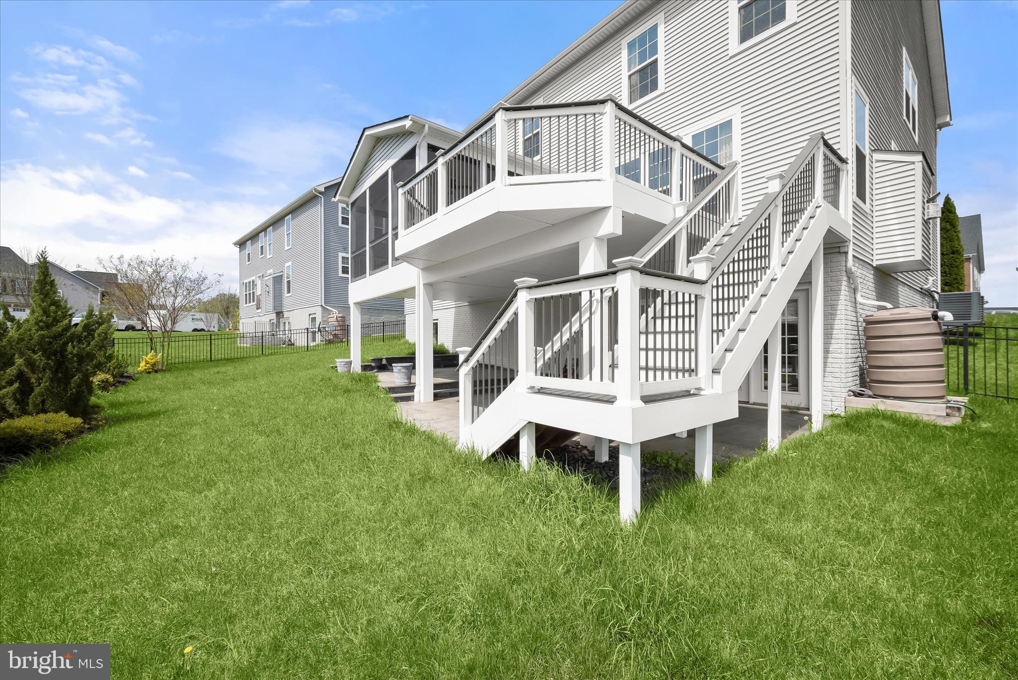 MAPLE LAWN SOUTH - Residential
