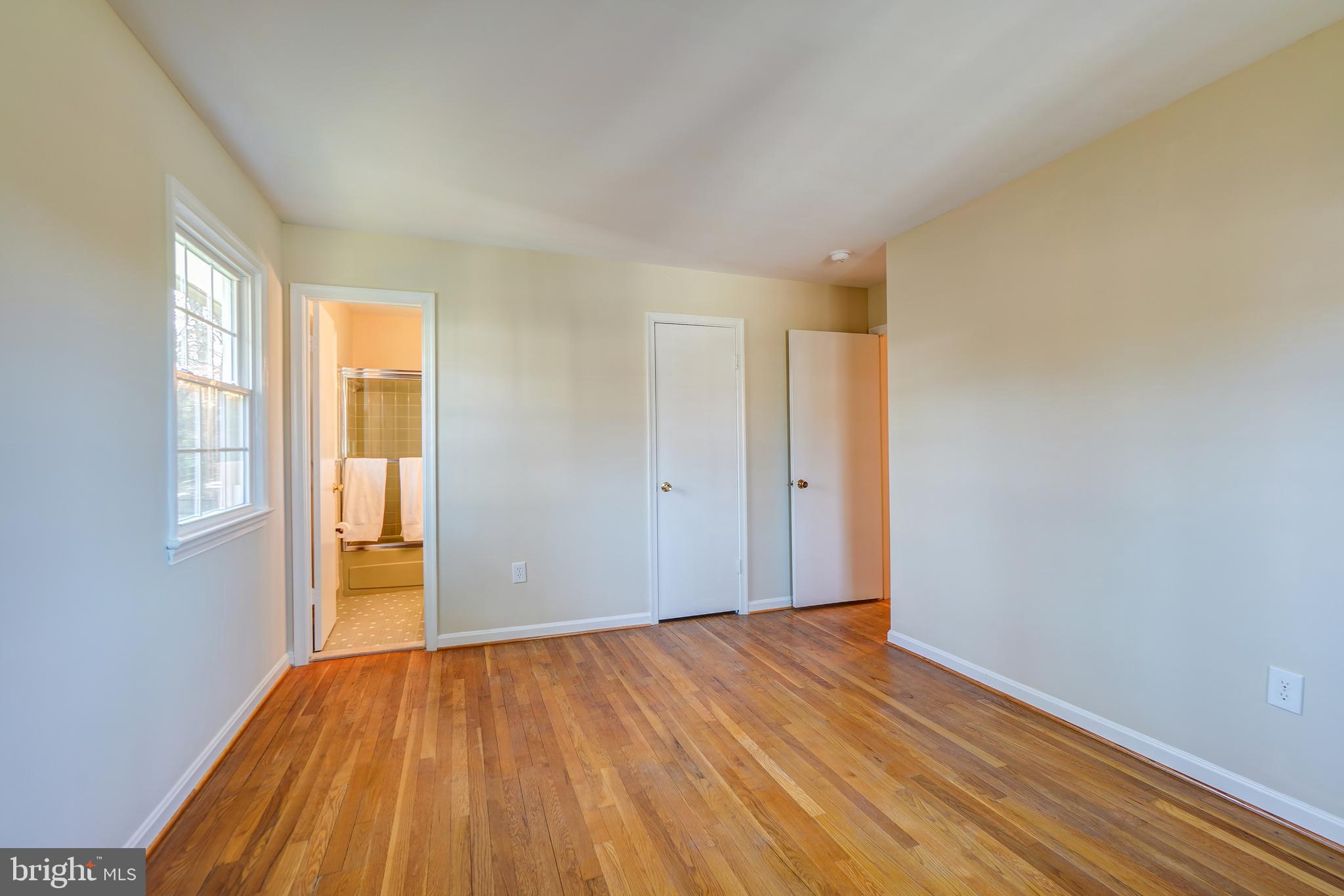 DIAMOND COURTS - Residential