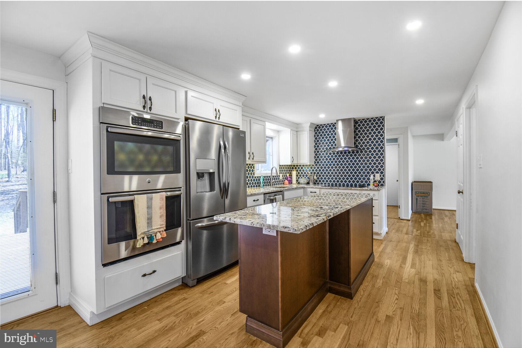 NORBECK HILLS - Residential