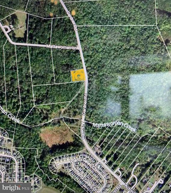 Great wooded lot located in a great location!  Perfect size to build your dream home on! No public water or sewer.  Would need well and private septic. 
Take Accokeek Rd to Gardner Rd.