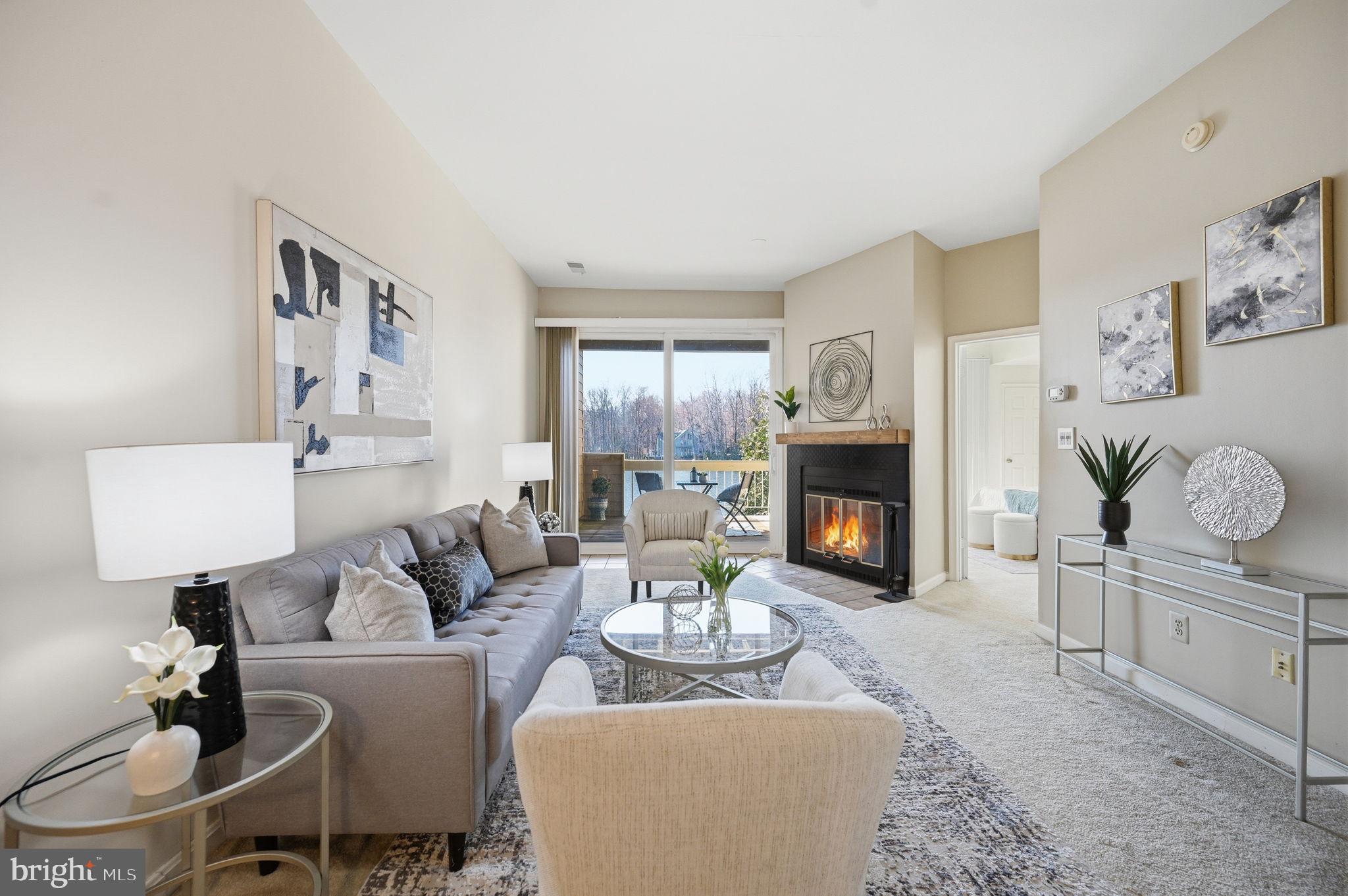 HARBOR POINT - Residential