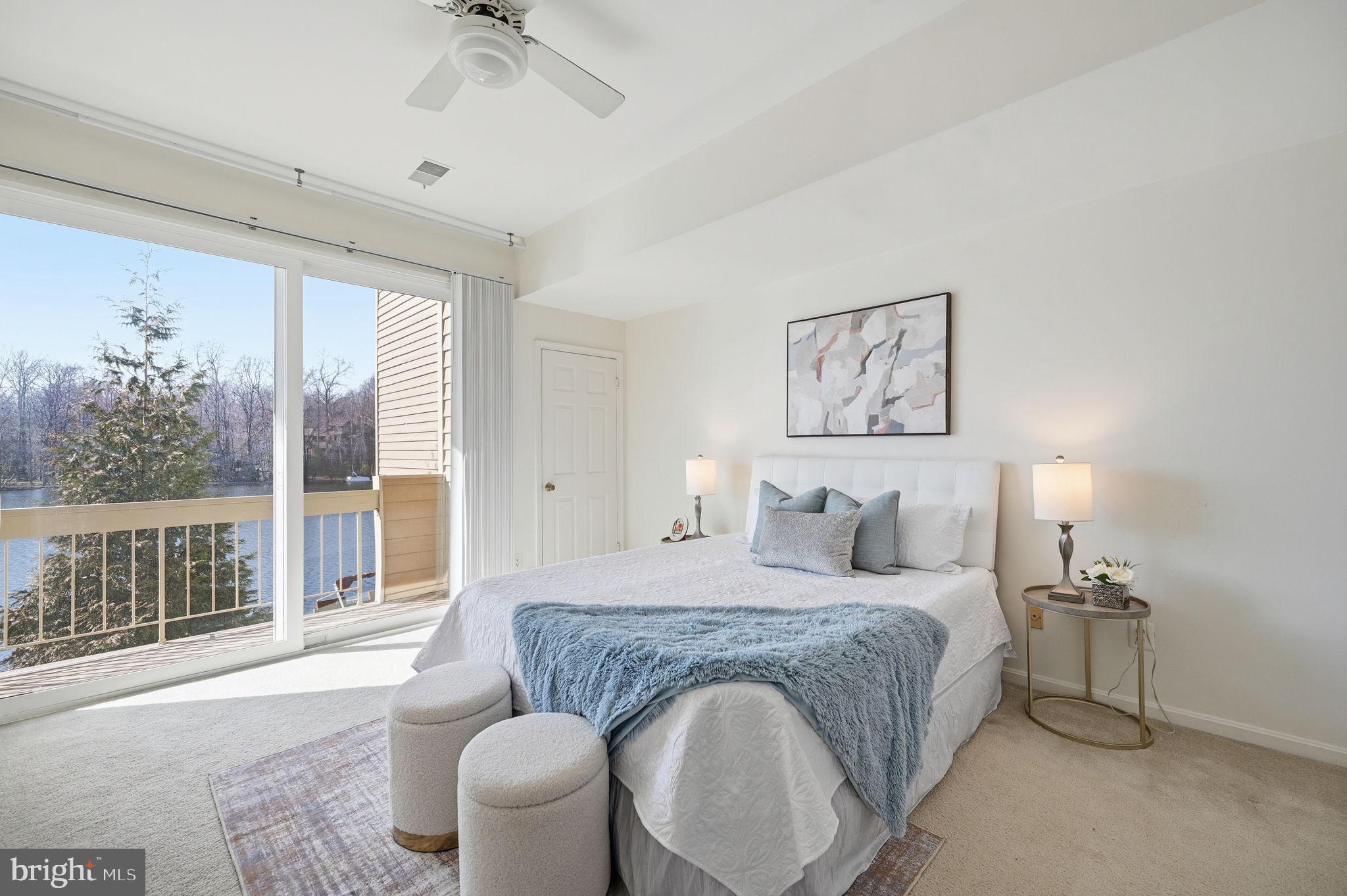 HARBOR POINT - Residential