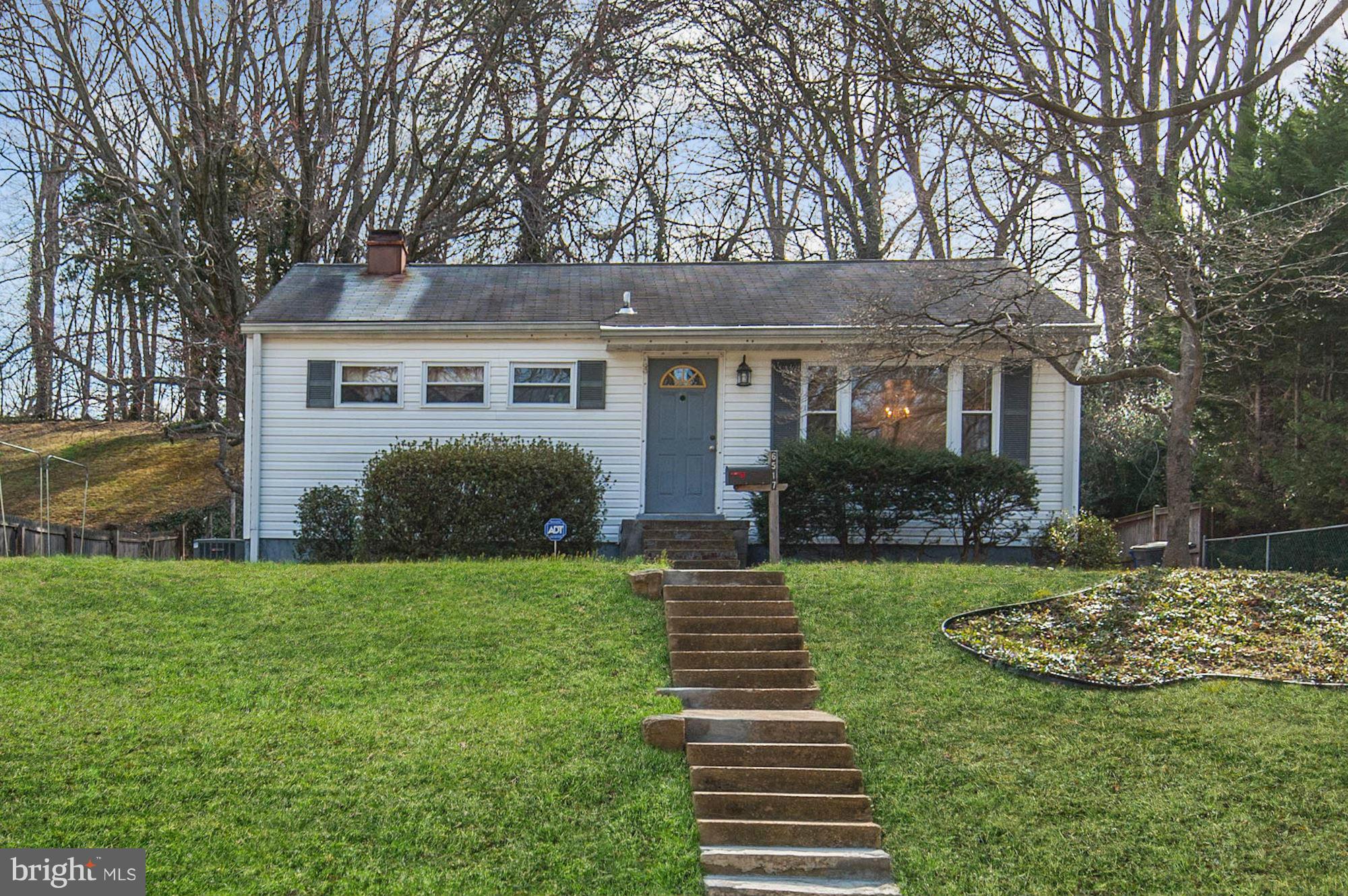 VIRGINIA HILLS - Residential