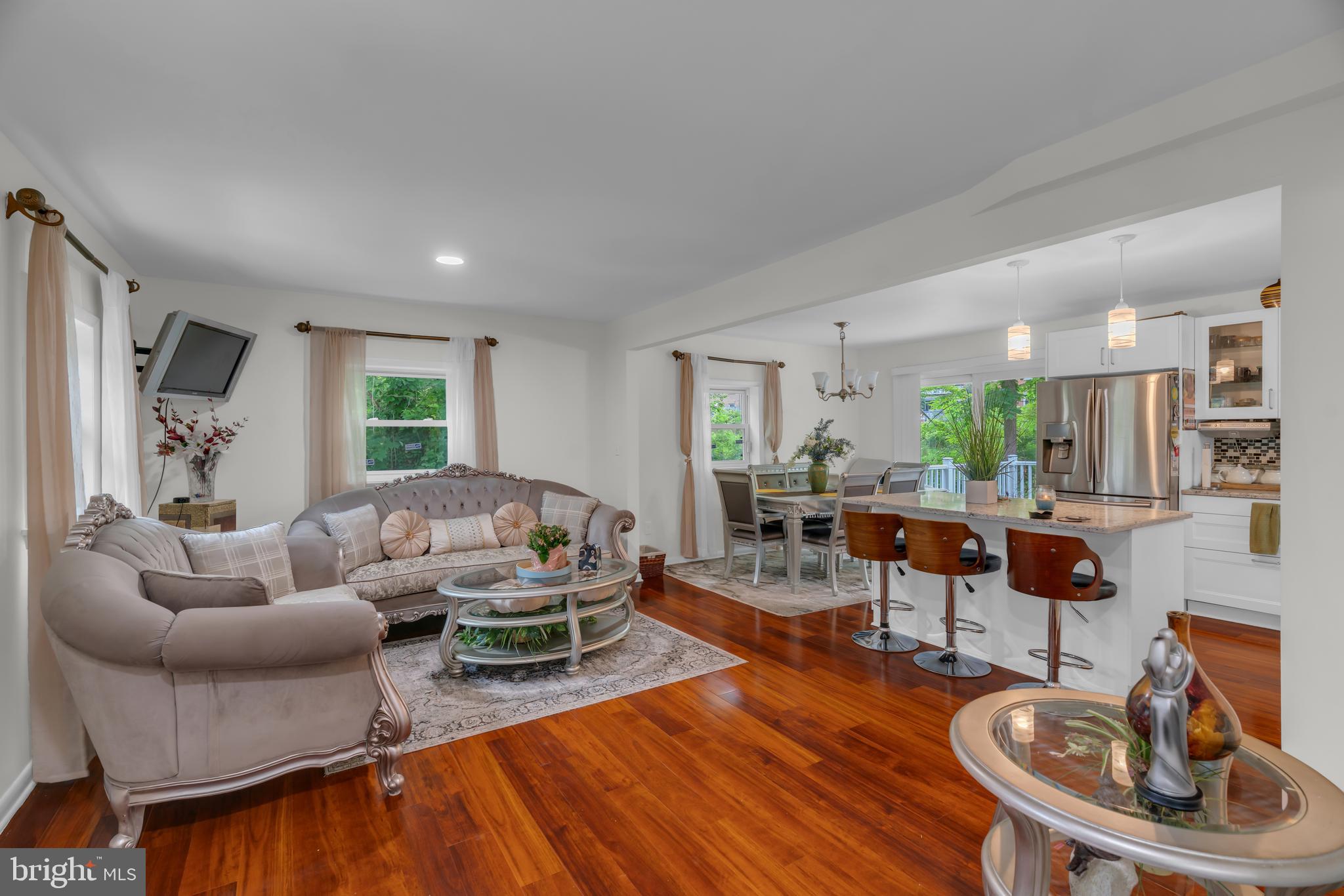 VEIRS MILL VILLAGE - Residential