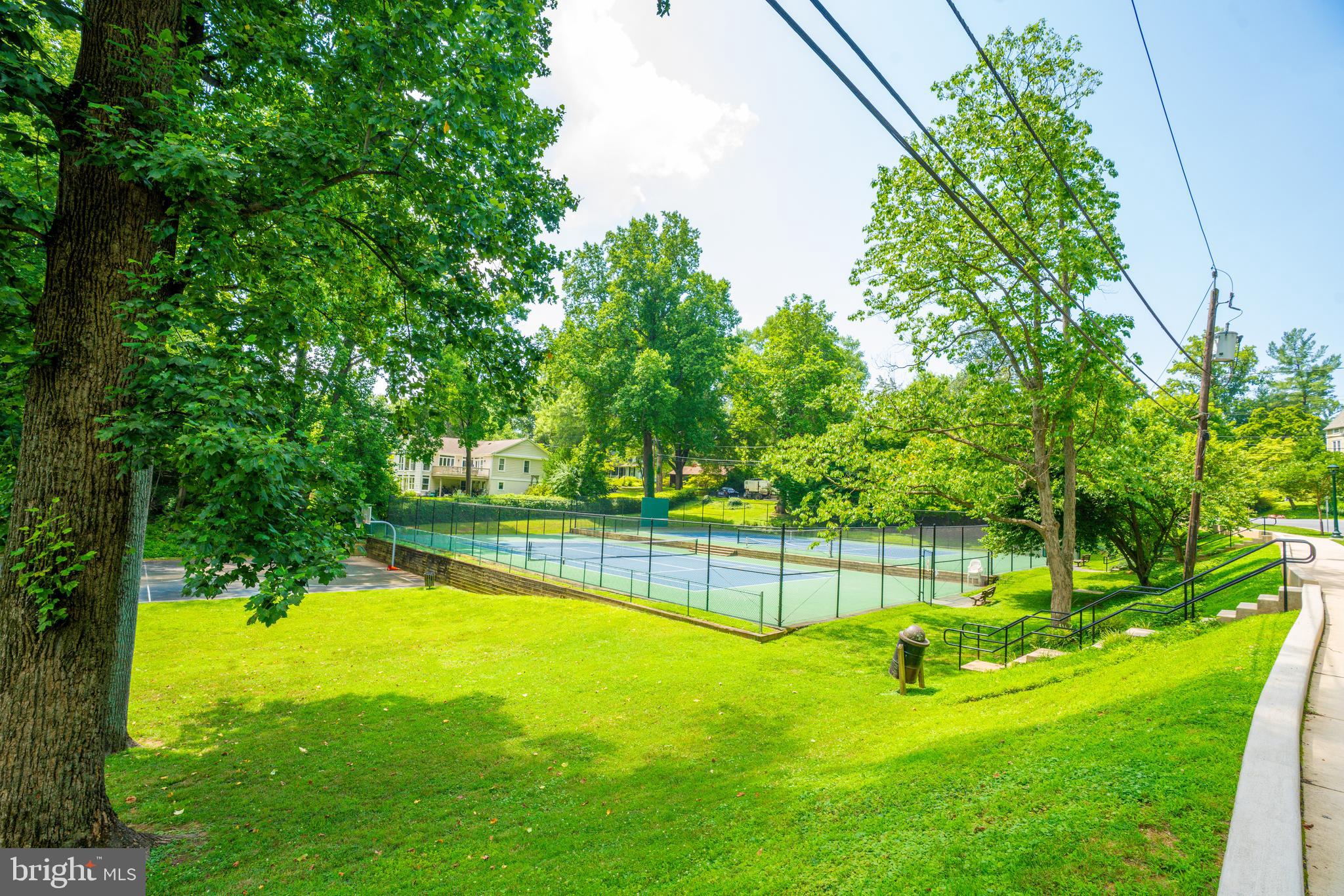 VEIRS MILL VILLAGE - Residential