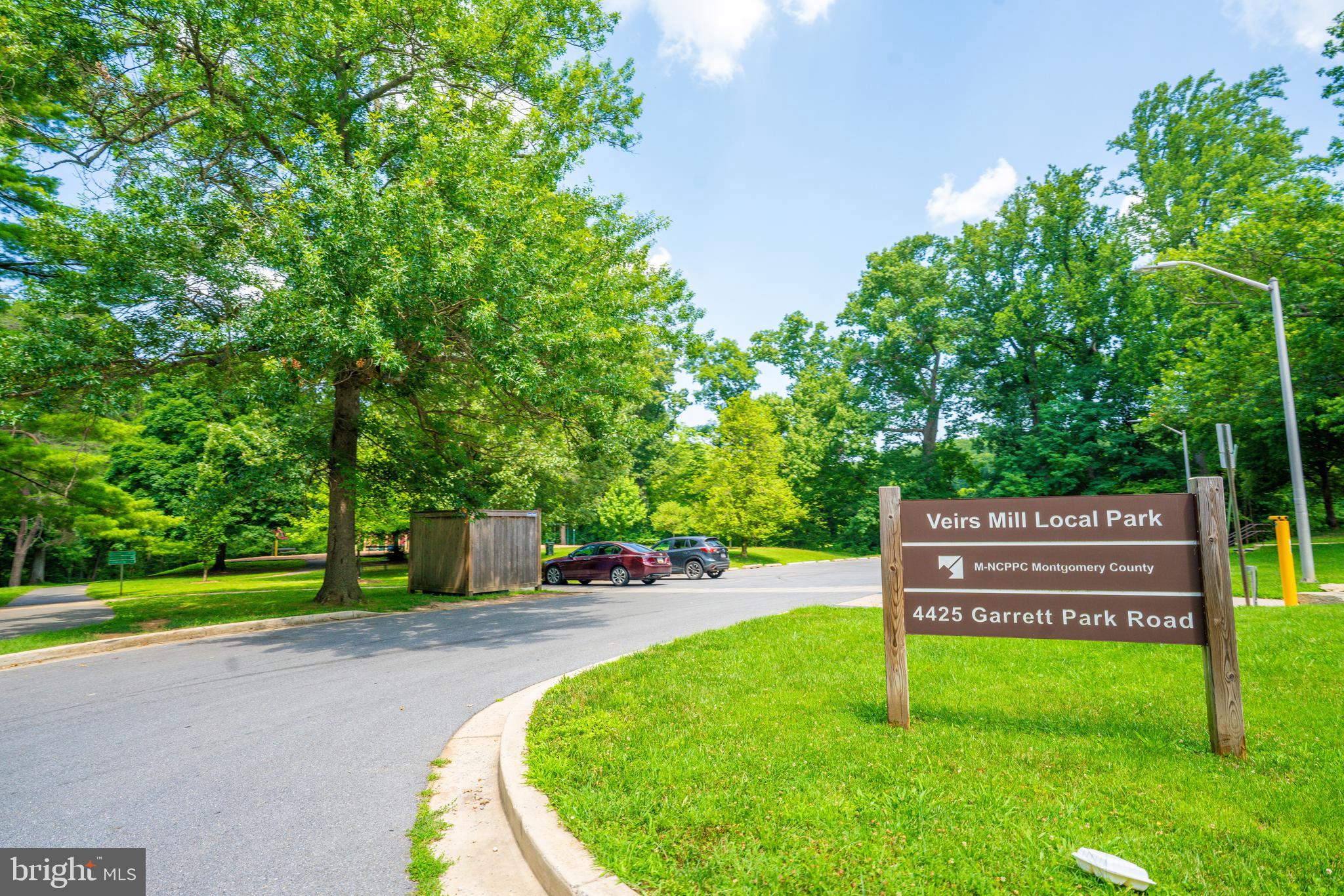 VEIRS MILL VILLAGE - Residential