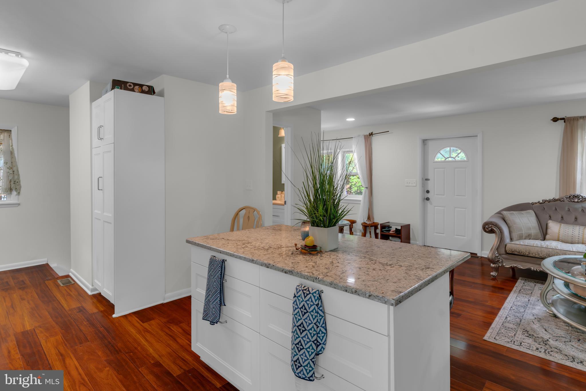 VEIRS MILL VILLAGE - Residential