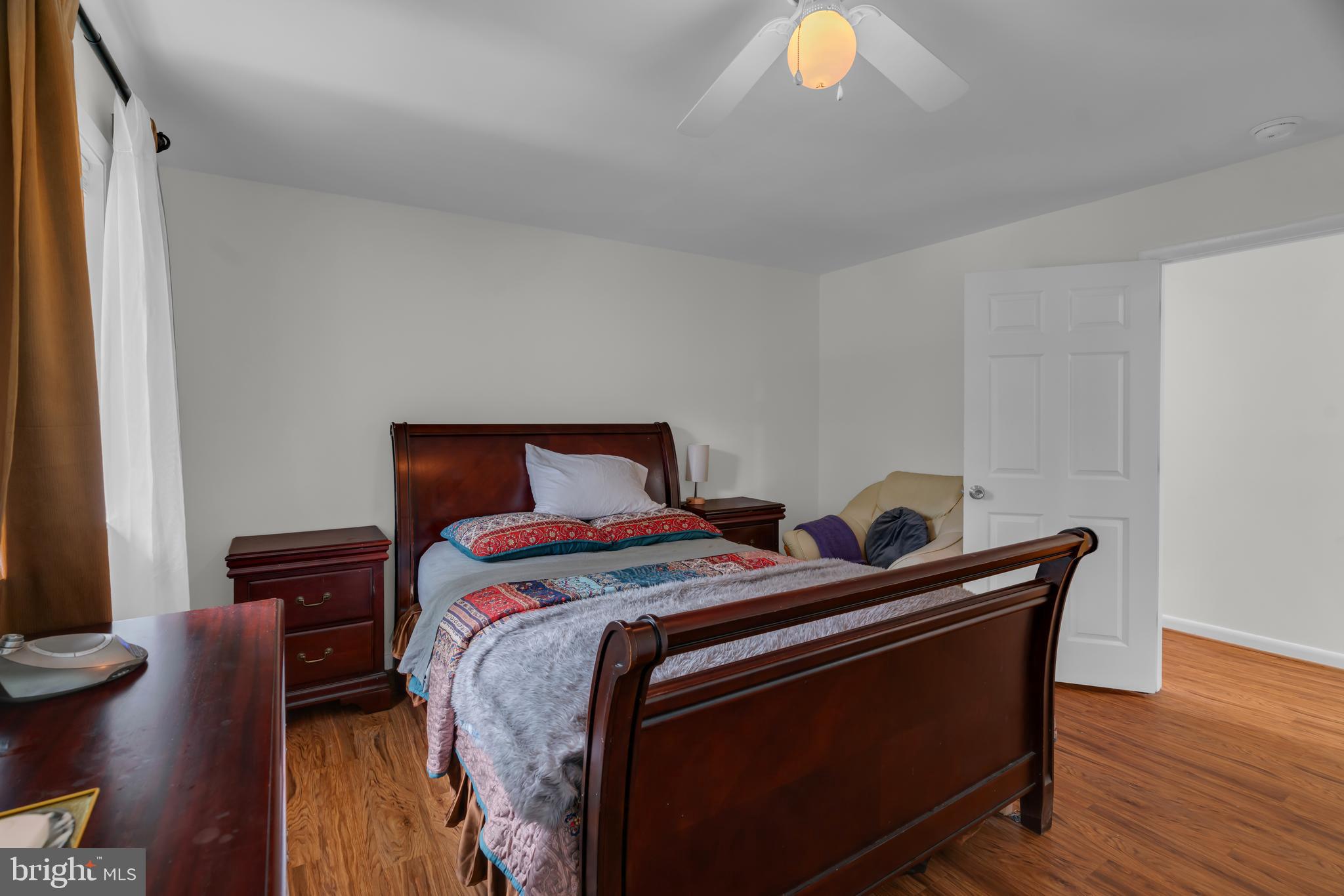 VEIRS MILL VILLAGE - Residential