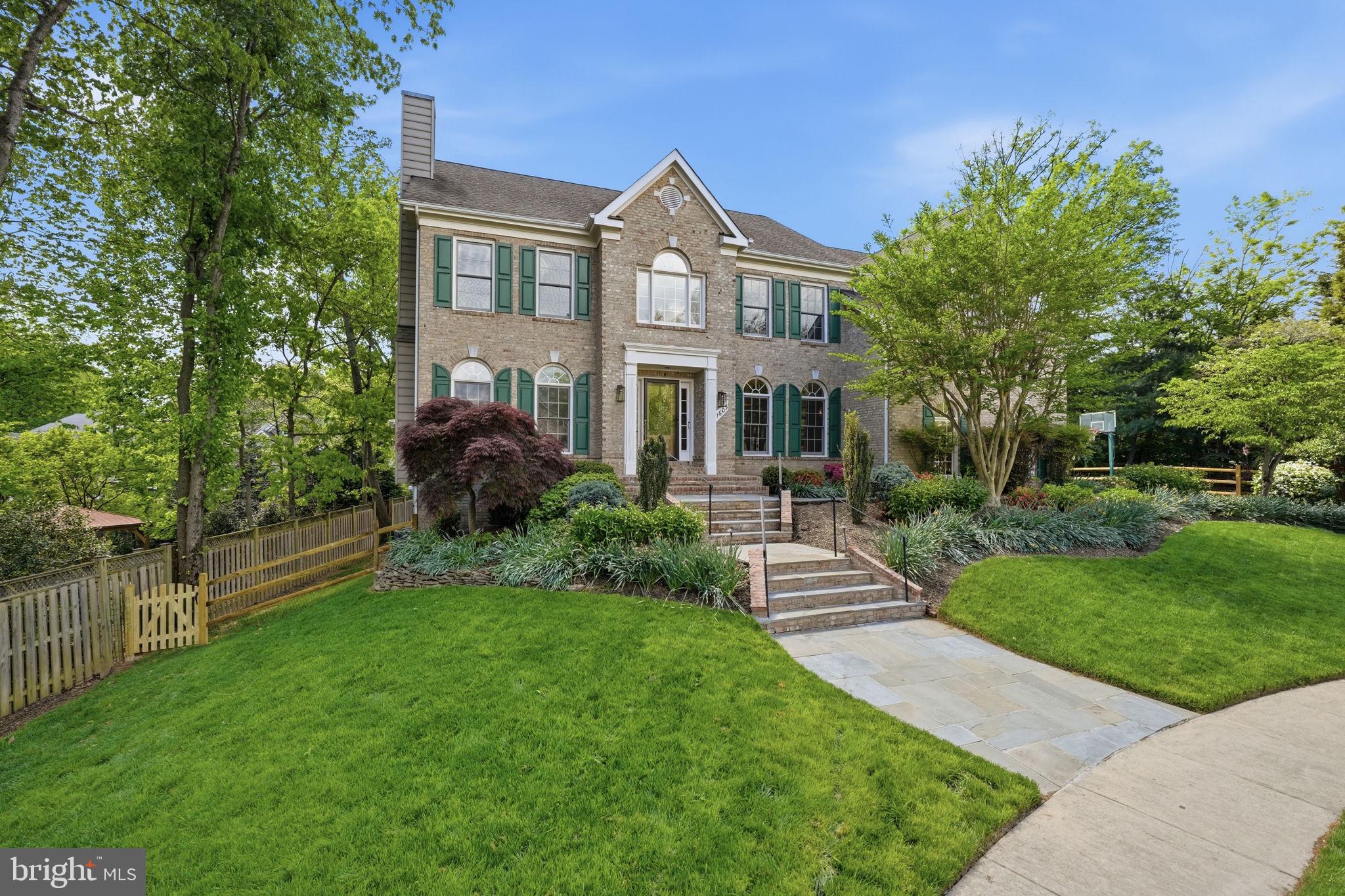 MANORS AT WOLF TRAP - Residential