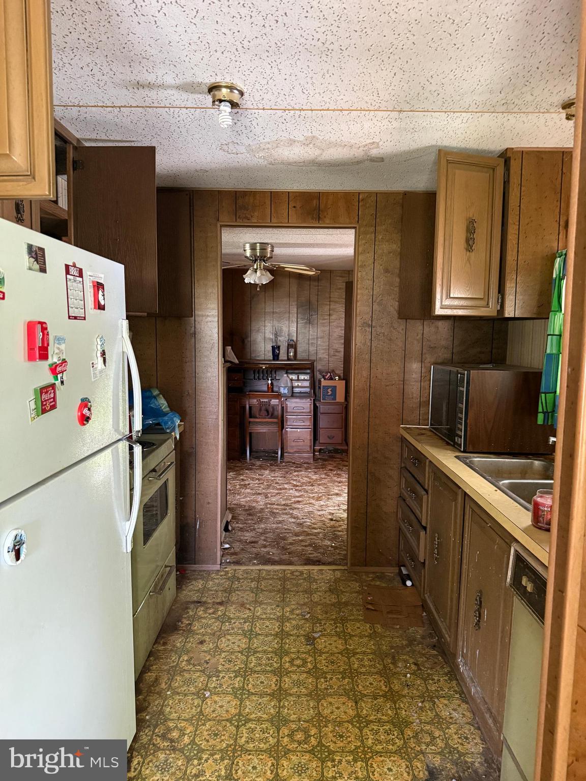 LOWER WINDSOR - Residential